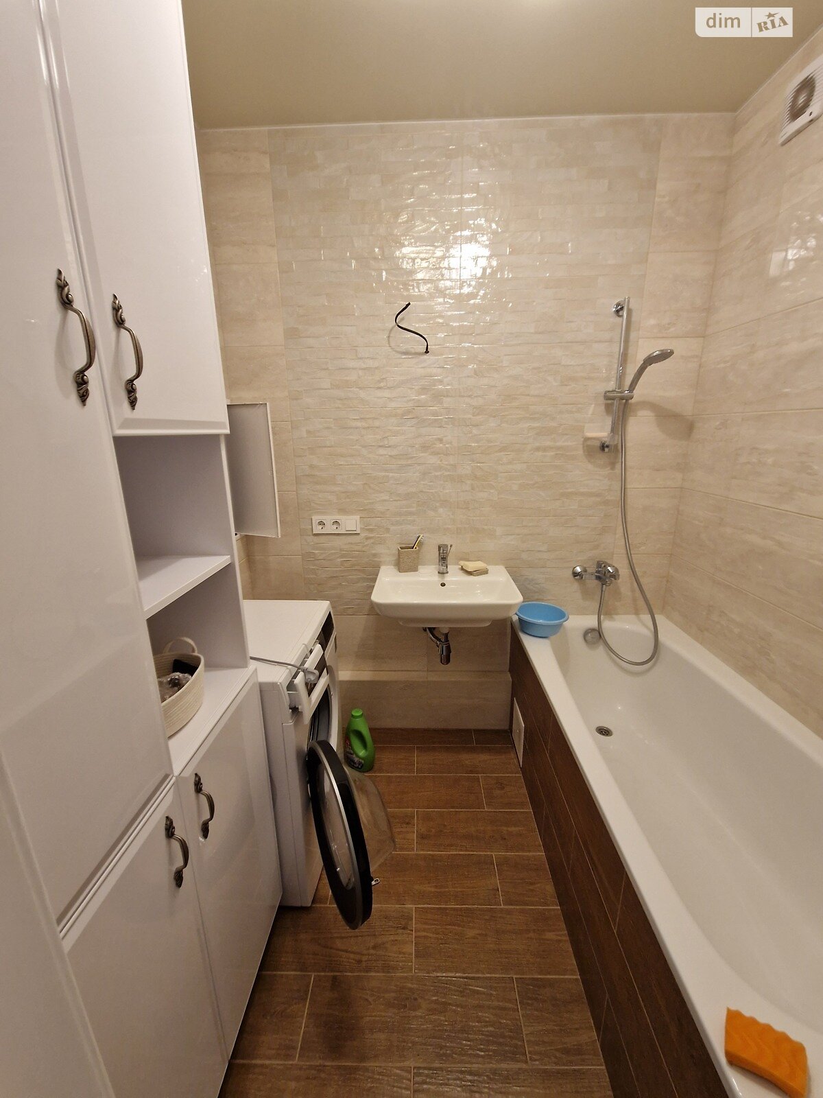 Продажа двухкомнатной квартиры в Киеве, на ул. Драгоманова 10, район Дарницкий фото 1 Продажа двухкомнатной квартиры в Киеве, на ул. Драгоманова 10, район Дарницкий фото 1