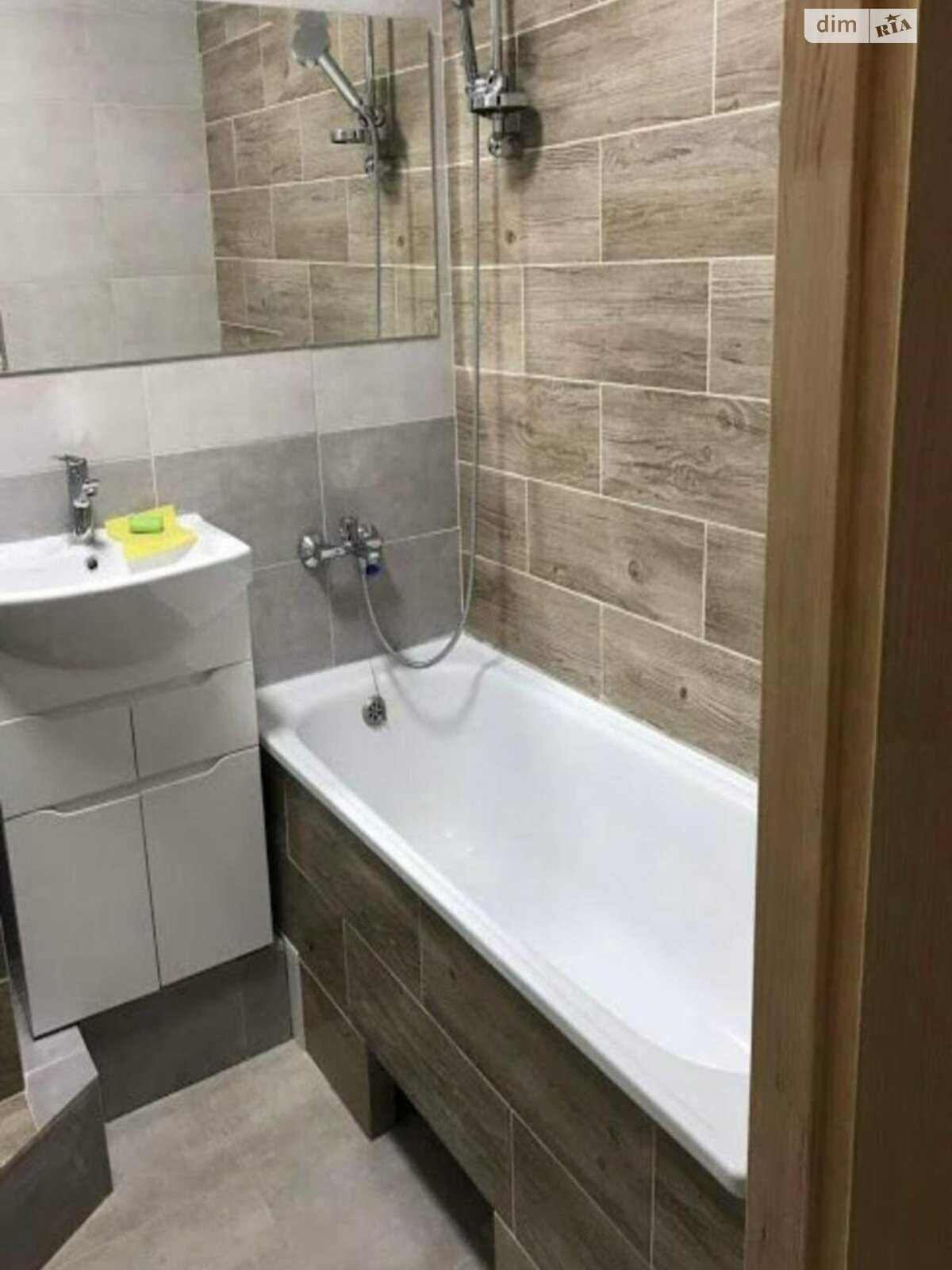 Продажа однокомнатной квартиры в Киеве, на ул. Драгоманова 1К, район Дарницкий фото 1 Продажа однокомнатной квартиры в Киеве, на ул. Драгоманова 1К, район Дарницкий фото 1