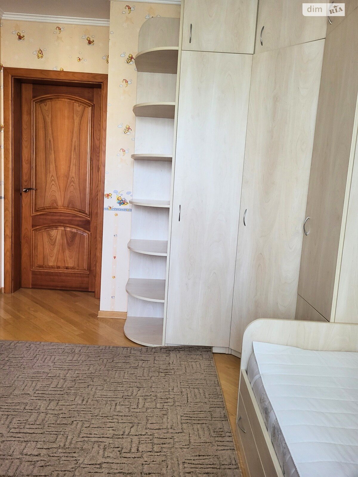 Продажа трехкомнатной квартиры в Киеве, на ул. Драгоманова 17, район Дарницкий фото 1 Продажа трехкомнатной квартиры в Киеве, на ул. Драгоманова 17, район Дарницкий фото 1