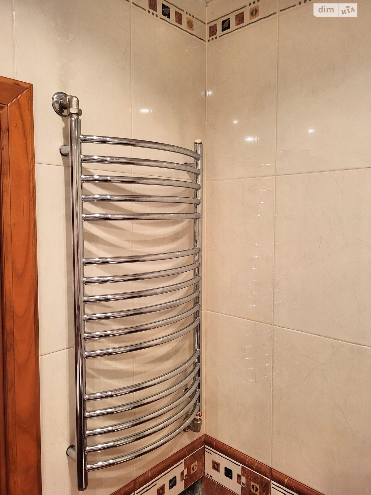 Продажа трехкомнатной квартиры в Киеве, на ул. Драгоманова 17, район Дарницкий фото 1 Продажа трехкомнатной квартиры в Киеве, на ул. Драгоманова 17, район Дарницкий фото 1