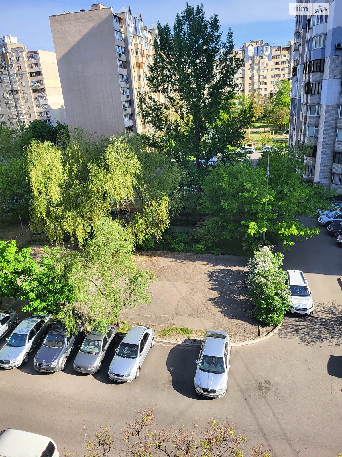 Продажа трехкомнатной квартиры в Киеве, на ул. Драгоманова 17, район Дарницкий фото 1 Продажа трехкомнатной квартиры в Киеве, на ул. Драгоманова 17, район Дарницкий фото 1