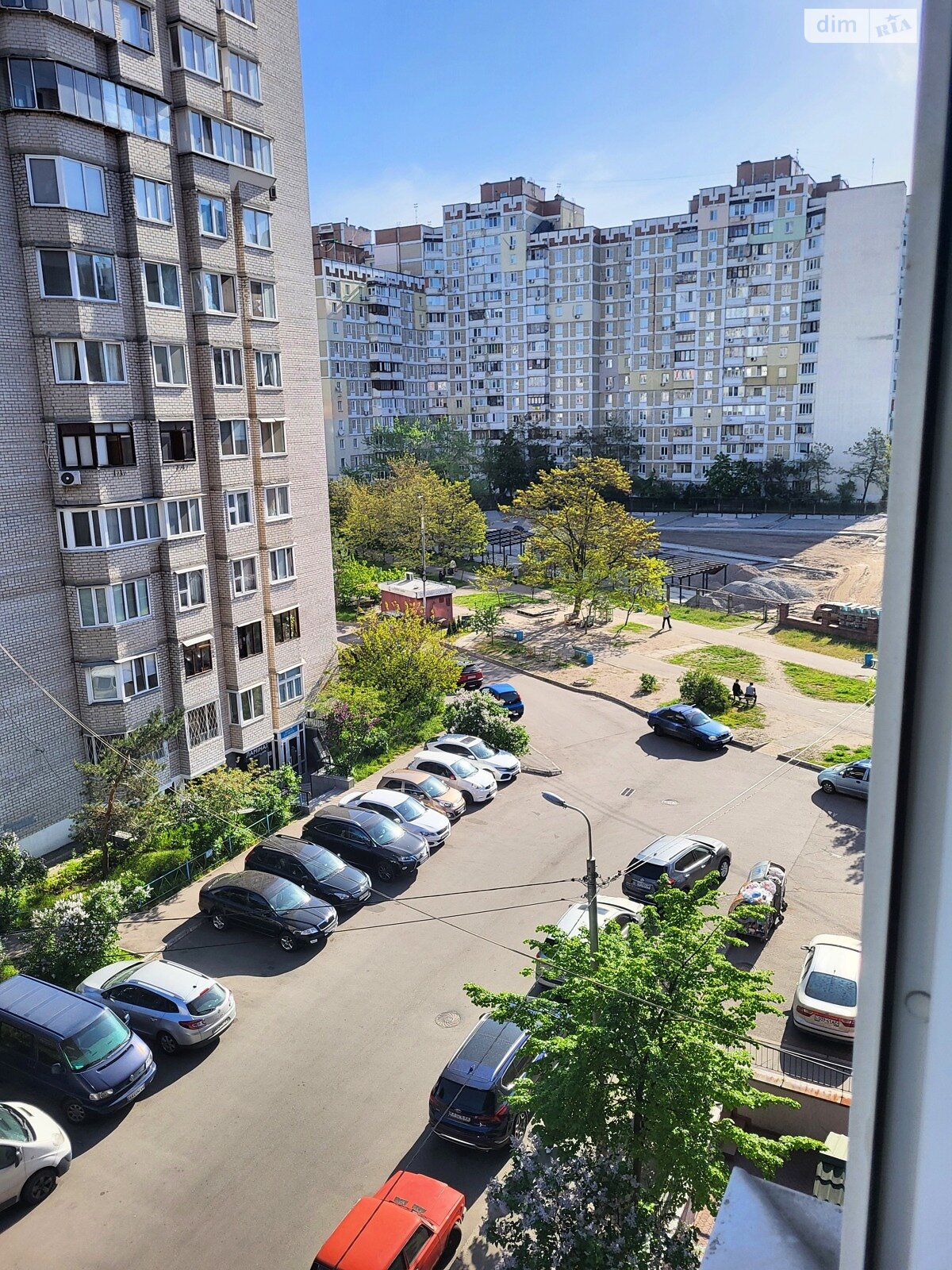 Продажа трехкомнатной квартиры в Киеве, на ул. Драгоманова 17, район Дарницкий фото 1 Продажа трехкомнатной квартиры в Киеве, на ул. Драгоманова 17, район Дарницкий фото 1