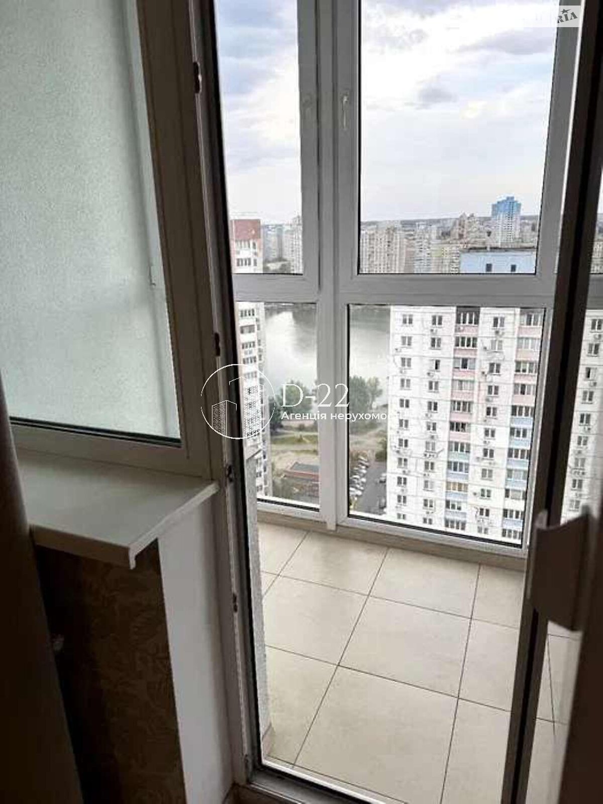 Продажа однокомнатной квартиры в Киеве, на ул. Драгоманова 2, район Дарницкий фото 1 Продажа однокомнатной квартиры в Киеве, на ул. Драгоманова 2, район Дарницкий фото 1