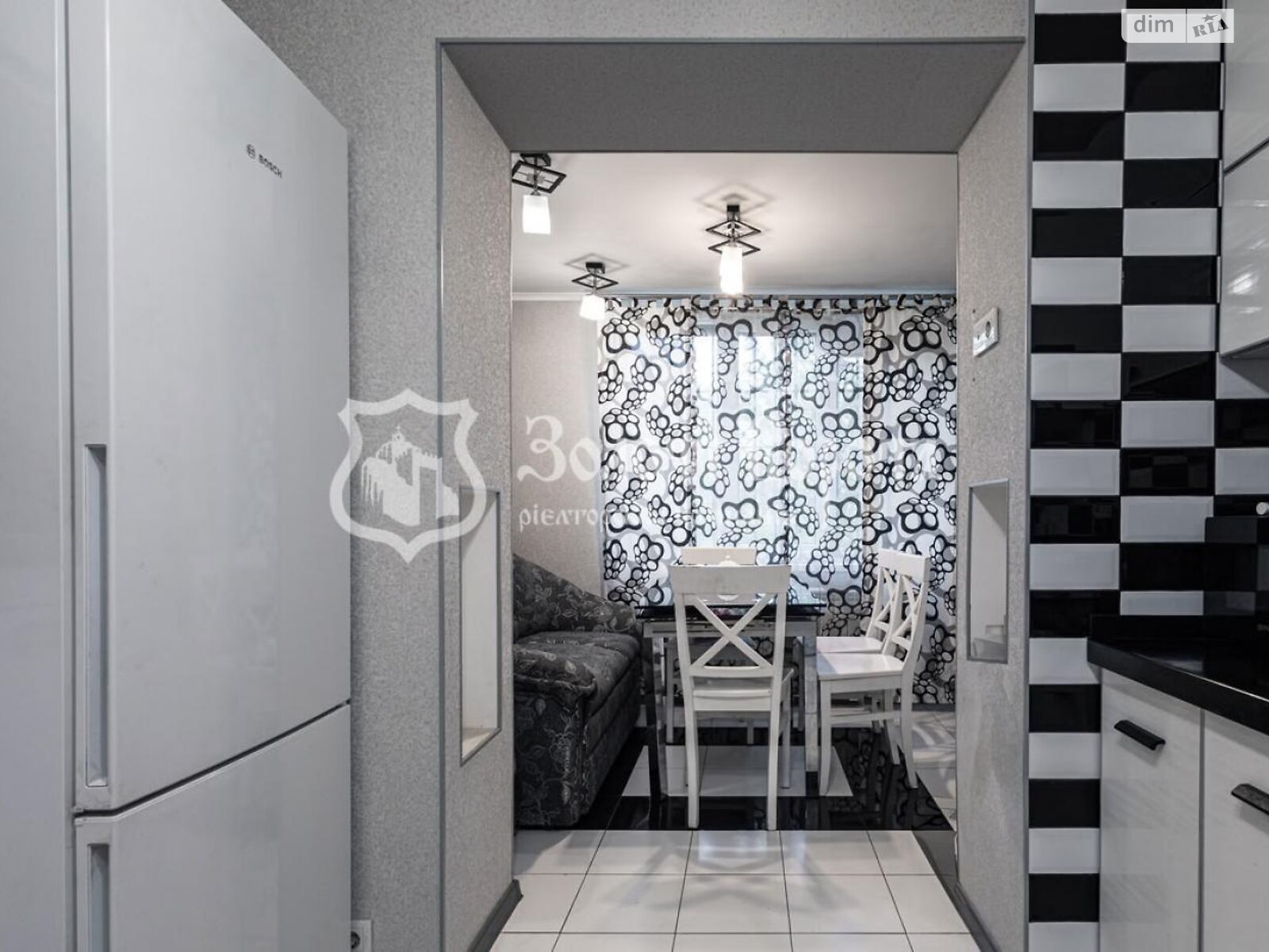 Продажа трехкомнатной квартиры в Киеве, на ул. Драгоманова 5, район Дарницкий фото 1