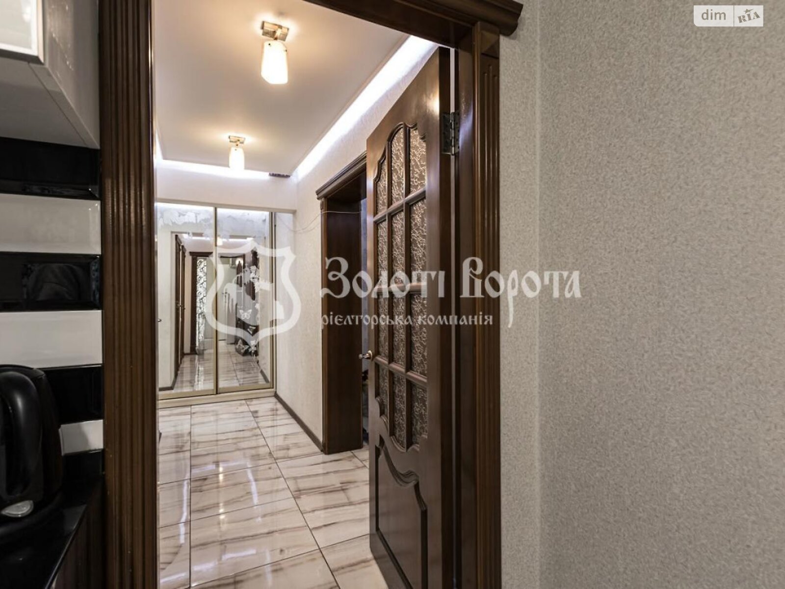 Продажа трехкомнатной квартиры в Киеве, на ул. Драгоманова 5, район Дарницкий фото 1