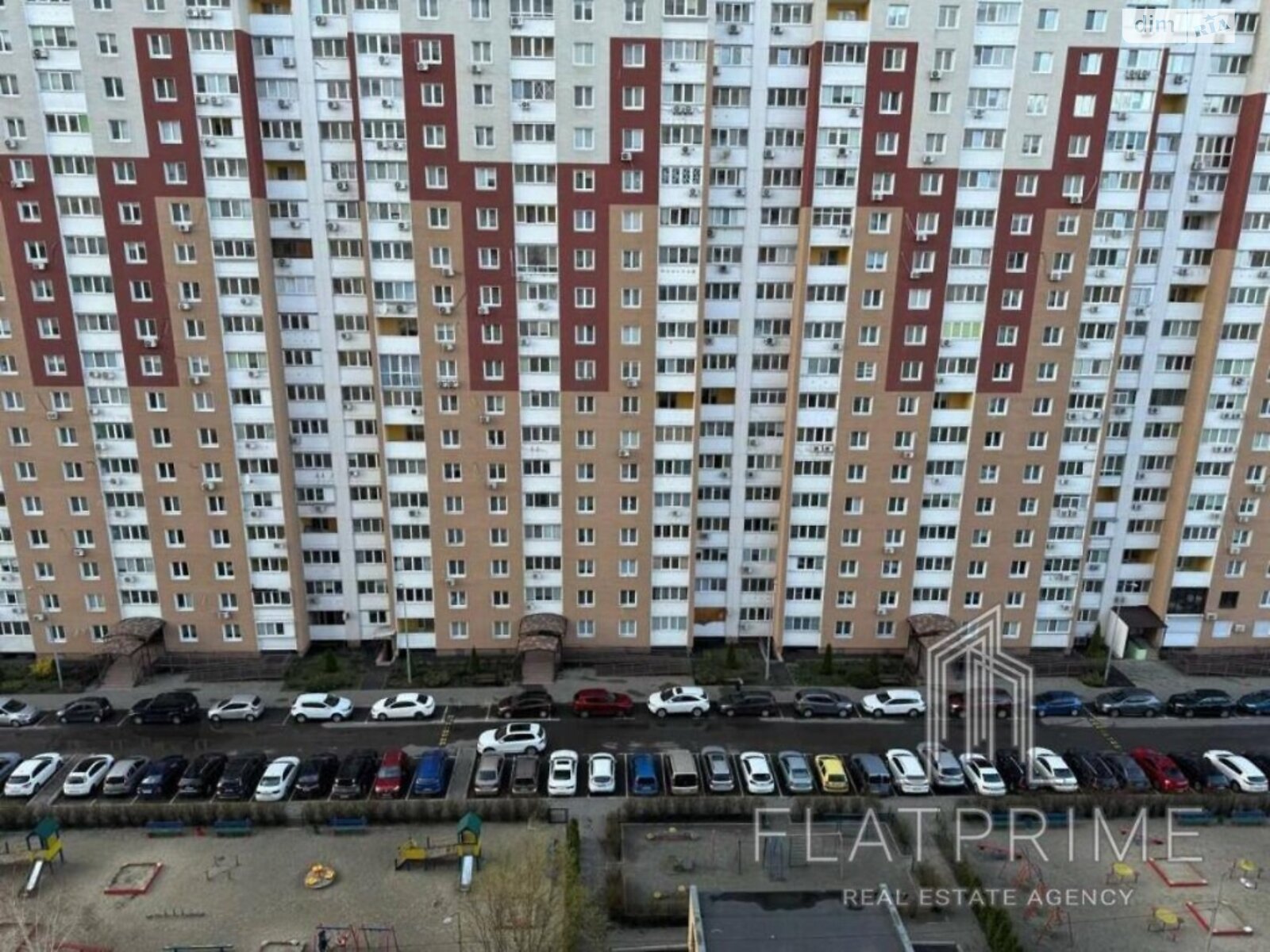 Продаж трикімнатної квартири в Києві, на вул. Олени Пчілки 2Б, район Дарницький фото 1