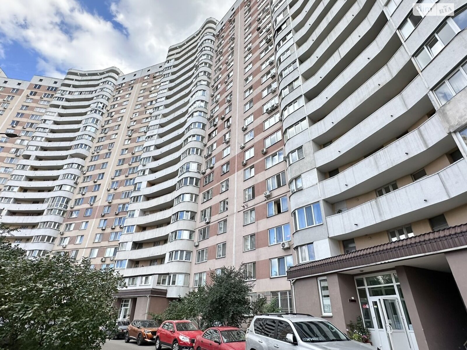 Продаж двокімнатної квартири в Києві, на вул. Олени Пчілки 2, район Дарницький фото 1 Продаж двокімнатної квартири в Києві, на вул. Олени Пчілки 2, район Дарницький фото 1
