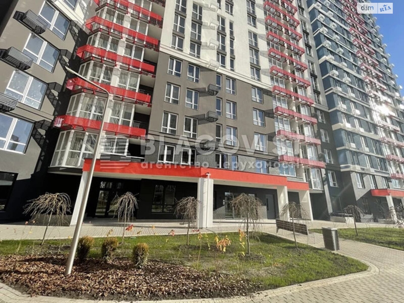 Продажа трехкомнатной квартиры в Киеве, на ул. Глеба Бабича 8Б, район Дарницкий фото 1 Продажа трехкомнатной квартиры в Киеве, на ул. Глеба Бабича 8Б, район Дарницкий фото 1