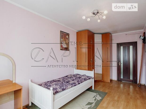 Продажа трехкомнатной квартиры в Киеве, на ул. Горловская 220 район Дарницкий фото 1
