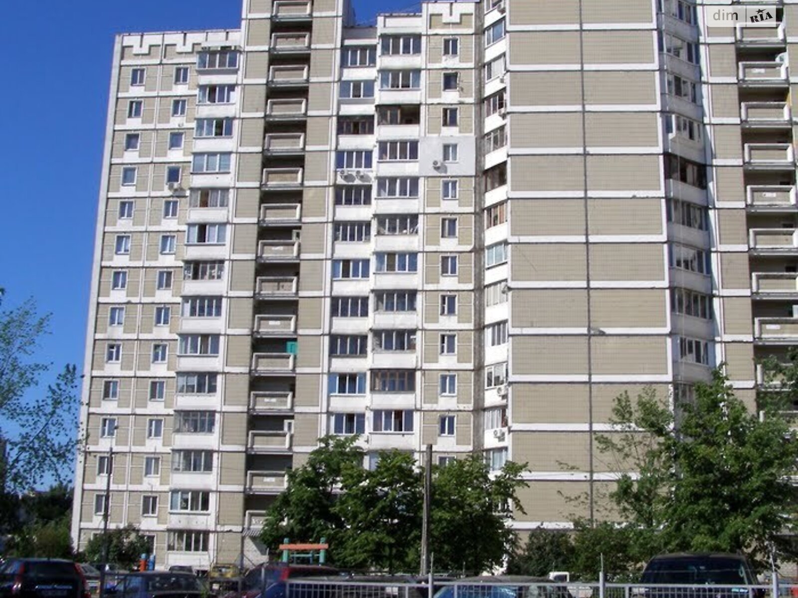Продажа трехкомнатной квартиры в Киеве, на шоссе Харьковское 180/21, район Дарницкий фото 1