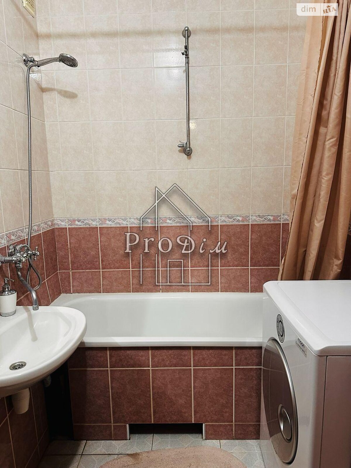 Продаж двокімнатної квартири в Києві, на шосе Харківське 56, район Дарницький фото 1 Продаж двокімнатної квартири в Києві, на шосе Харківське 56, район Дарницький фото 1