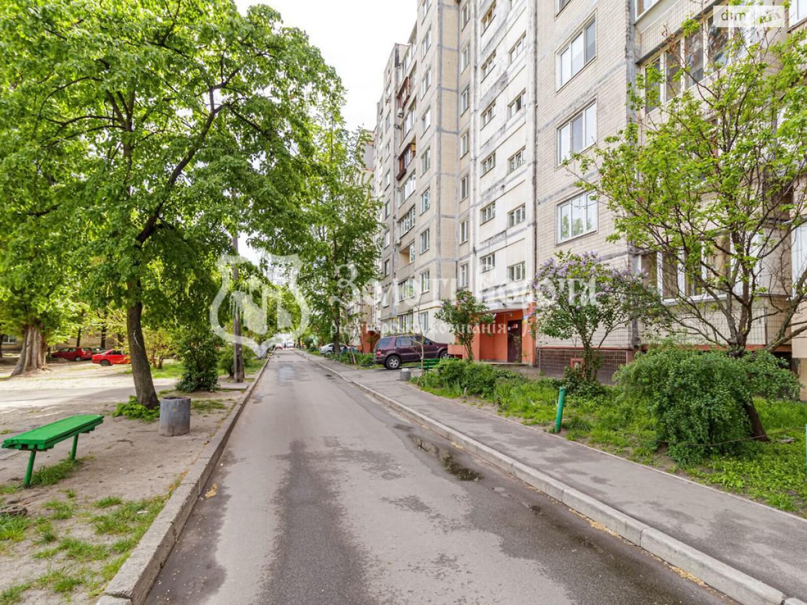 Продажа трехкомнатной квартиры в Киеве, на шоссе Харьковское 174Б, район Дарницкий фото 1 Продажа трехкомнатной квартиры в Киеве, на шоссе Харьковское 174Б, район Дарницкий фото 1