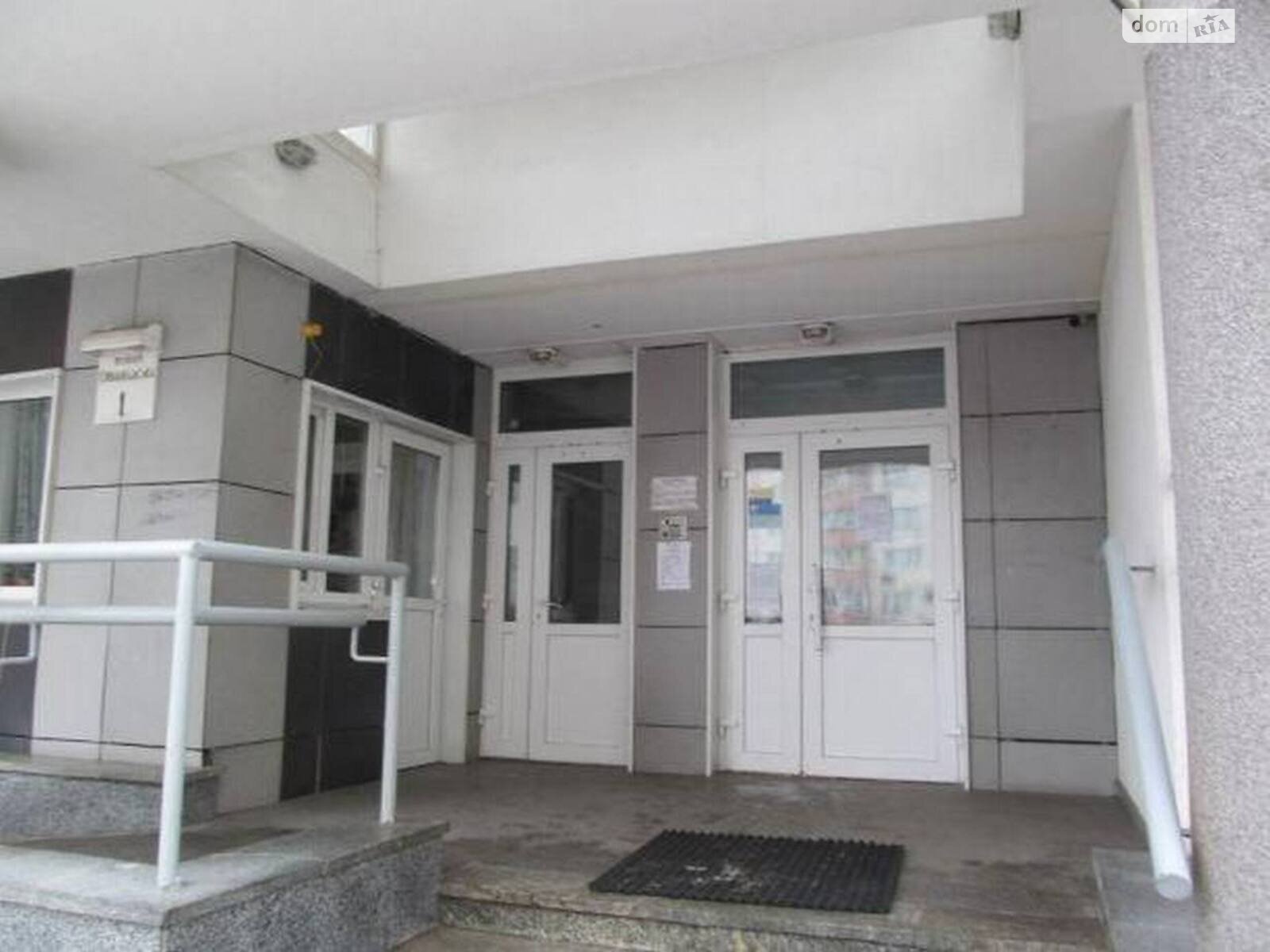 Продажа четырехкомнатной квартиры в Киеве, на ул. Срибнокильская 1, район Дарницкий фото 1