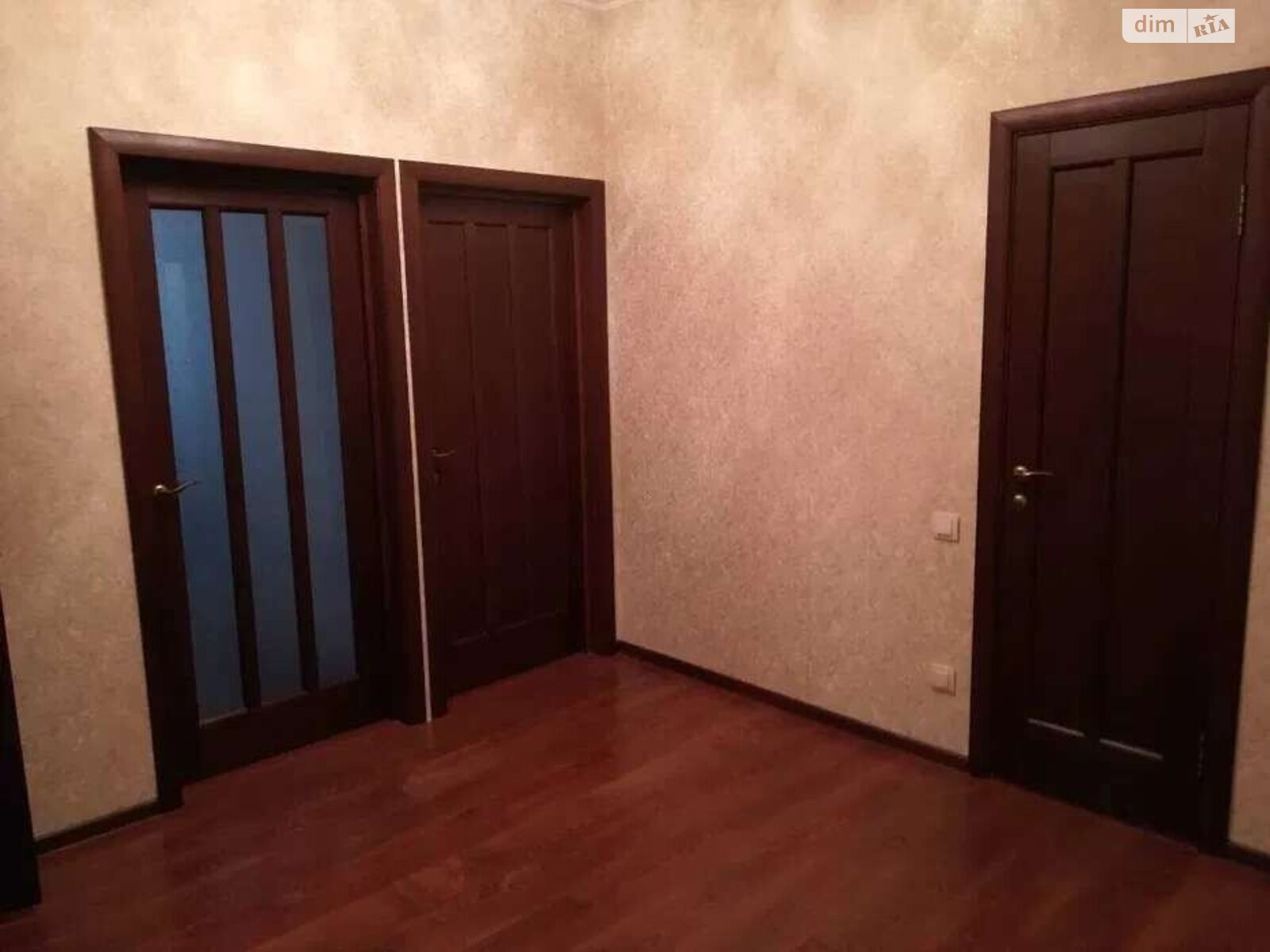 Продажа трехкомнатной квартиры в Киеве, на ул. Ивана Дяченка 20, район Дарницкий фото 1 Продажа трехкомнатной квартиры в Киеве, на ул. Ивана Дяченка 20, район Дарницкий фото 1