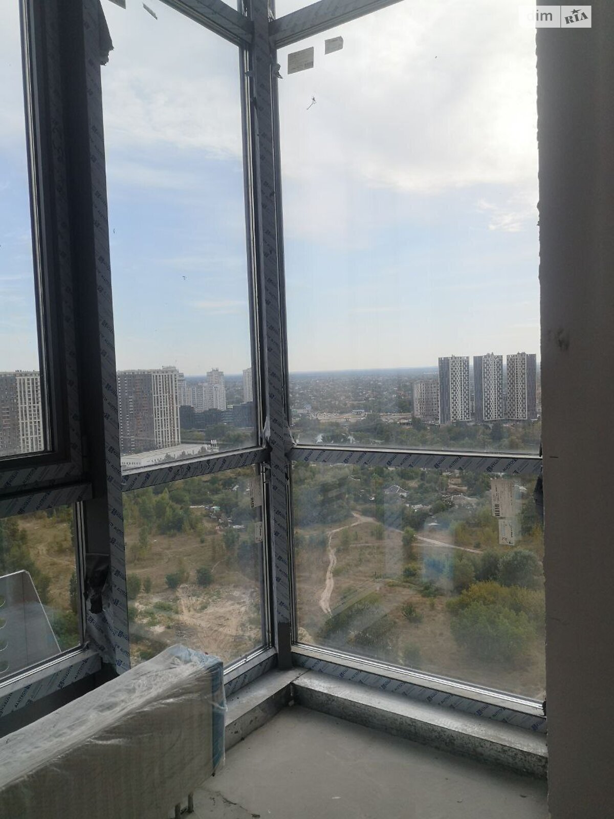 Продаж трикімнатної квартири в Києві, на вул. Трускавецька 10Д, район Дарницький фото 1