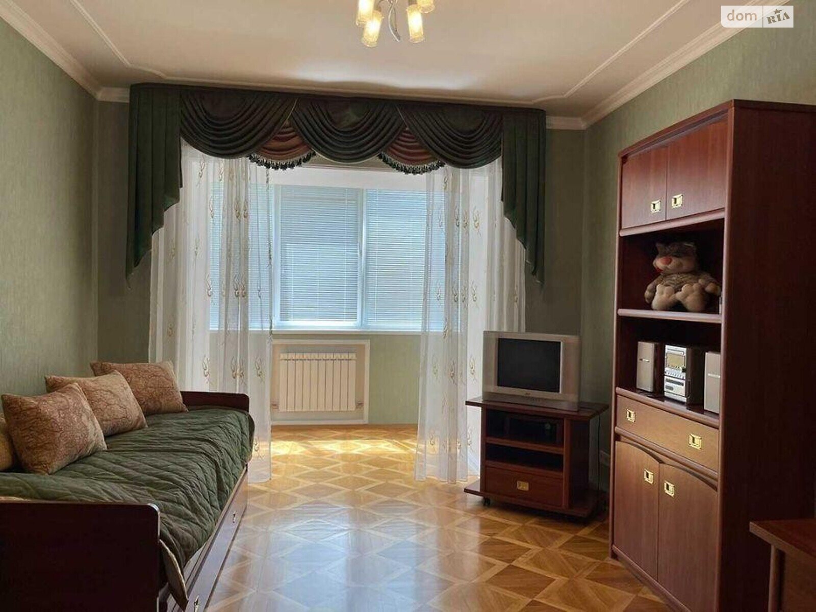 Продажа трехкомнатной квартиры в Киеве, на ул. Княжий Затон 4, район Дарницкий фото 1