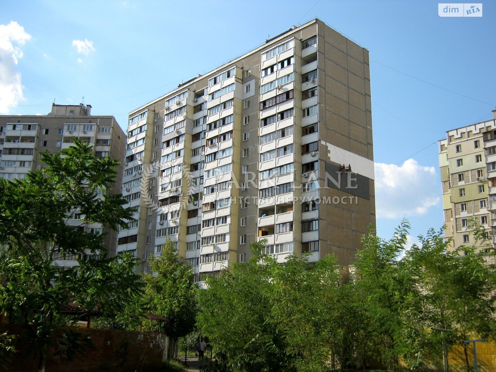 Продаж трикімнатної квартири в Києві, на вул. Олександра Мишуги 3, район Дарницький фото 1