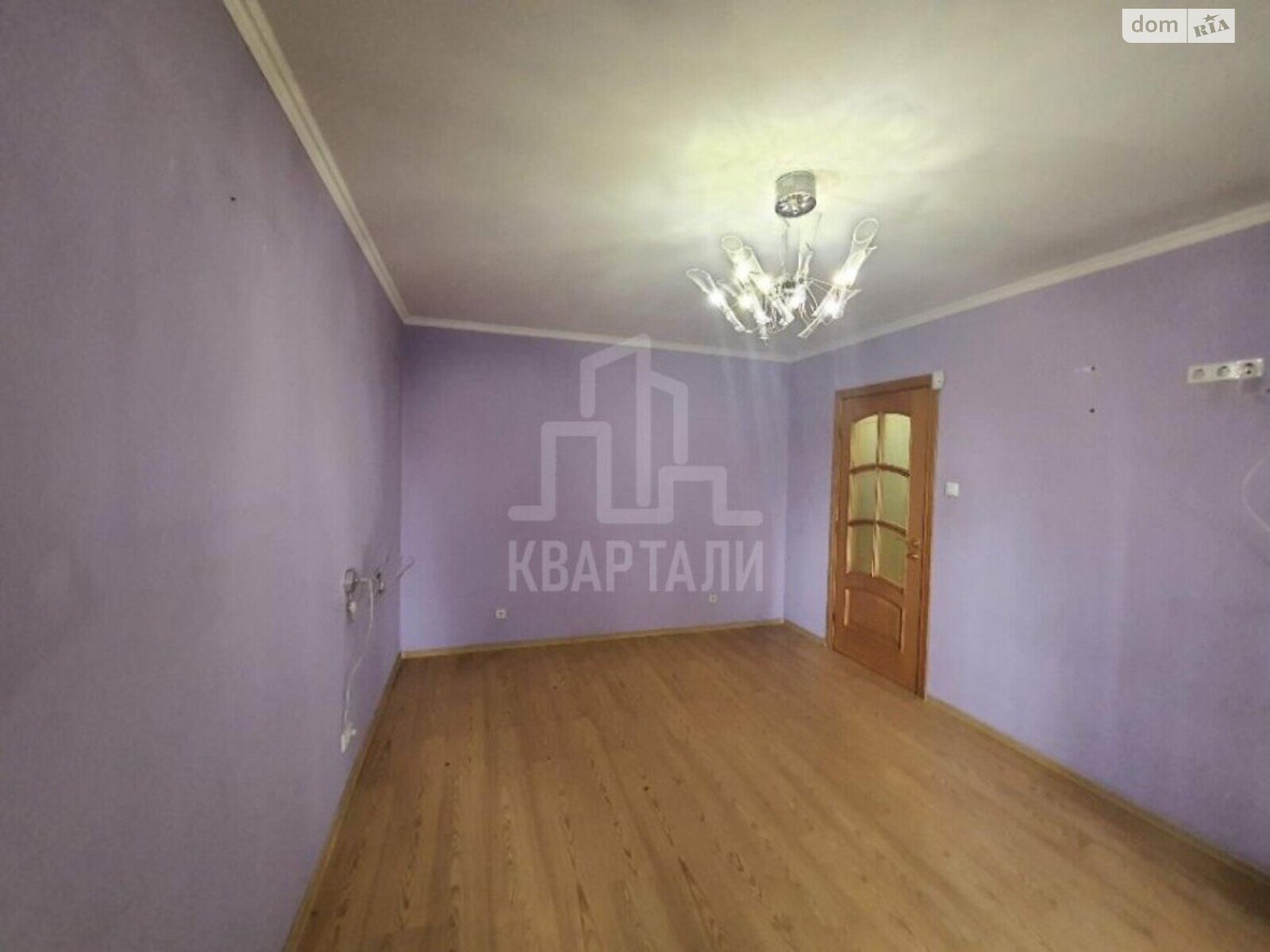 Продаж трикімнатної квартири в Києві, на вул. Мілютенка 17В, район Дарницький фото 1