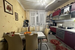 Продажа трехкомнатной квартиры в Киеве, на просп. Николая  Бажана 10, район Дарницкий фото 2