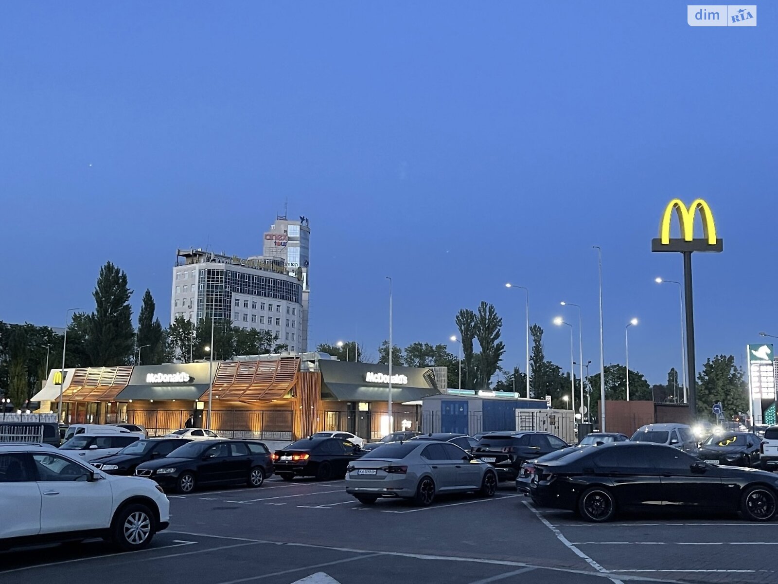 Продаж однокімнатної квартири в Києві, на просп. Миколи Бажана 17, район Дарницький фото 1 Продаж однокімнатної квартири в Києві, на просп. Миколи Бажана 17, район Дарницький фото 1