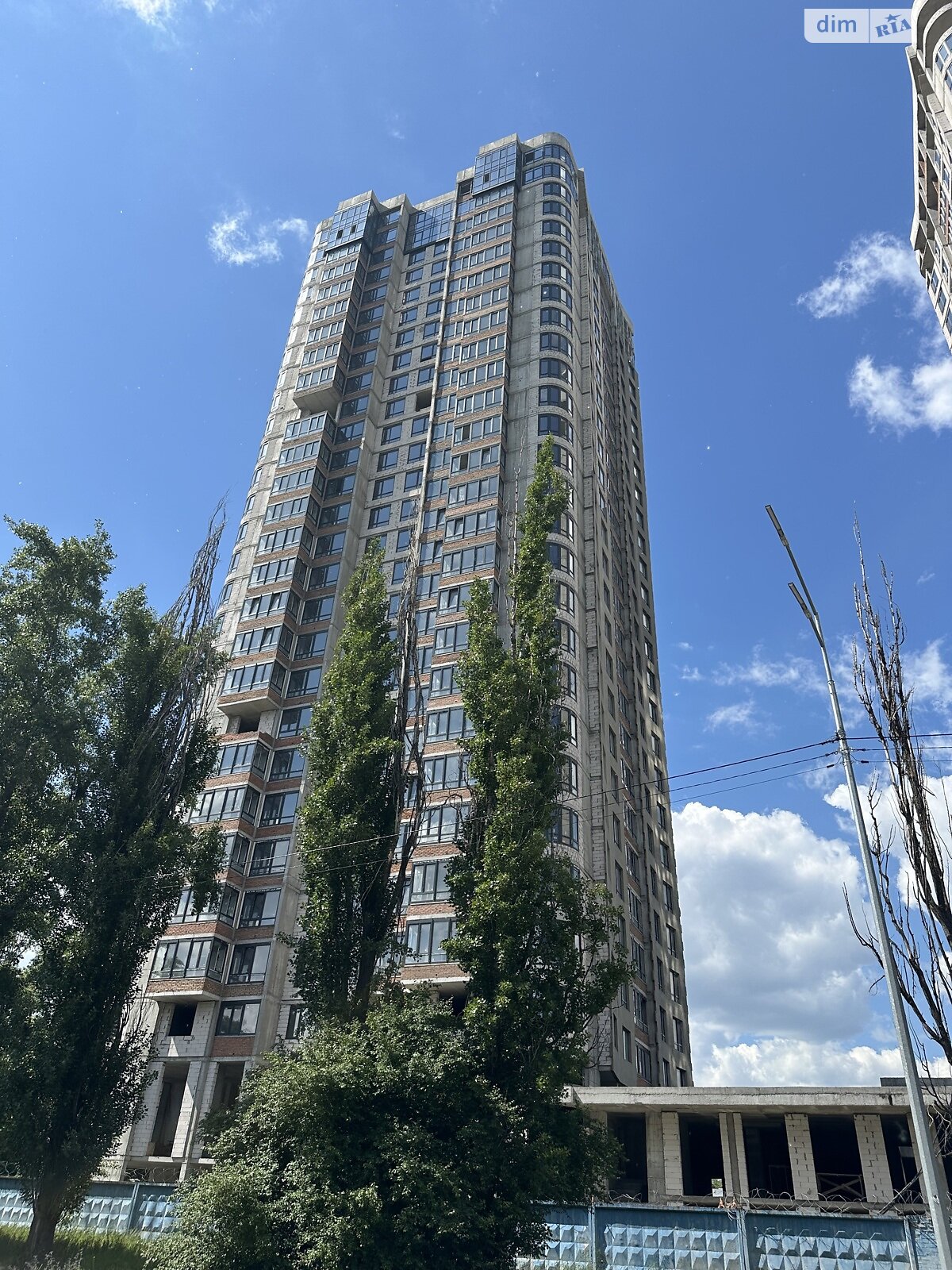 Продажа трехкомнатной квартиры в Киеве, на ул. Сортировочная 7, район Дарницкий фото 1 Продажа трехкомнатной квартиры в Киеве, на ул. Сортировочная 7, район Дарницкий фото 1