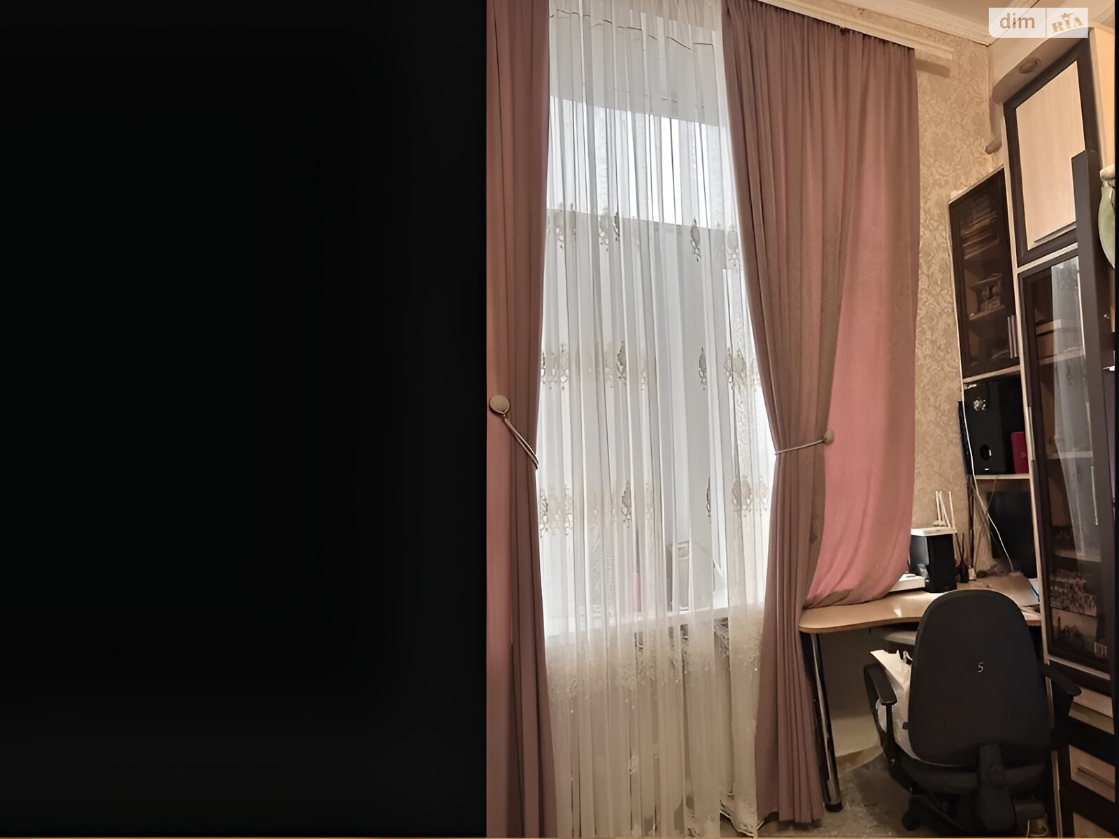 Продаж однокімнатної квартири в Києві, на вул. Олекси Довбуша 2, район Дарницький фото 1 Продаж однокімнатної квартири в Києві, на вул. Олекси Довбуша 2, район Дарницький фото 1