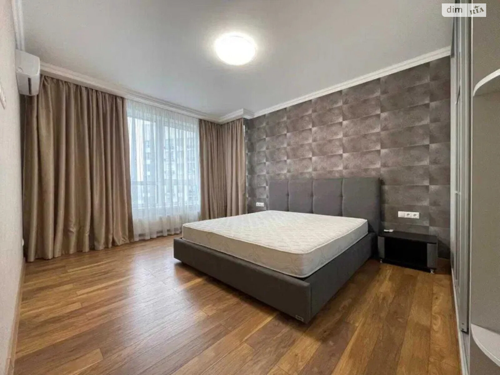 Продажа трехкомнатной квартиры в Киеве, на ул. Осокорская 2А, район Дарницкий фото 1 Продажа трехкомнатной квартиры в Киеве, на ул. Осокорская 2А, район Дарницкий фото 1