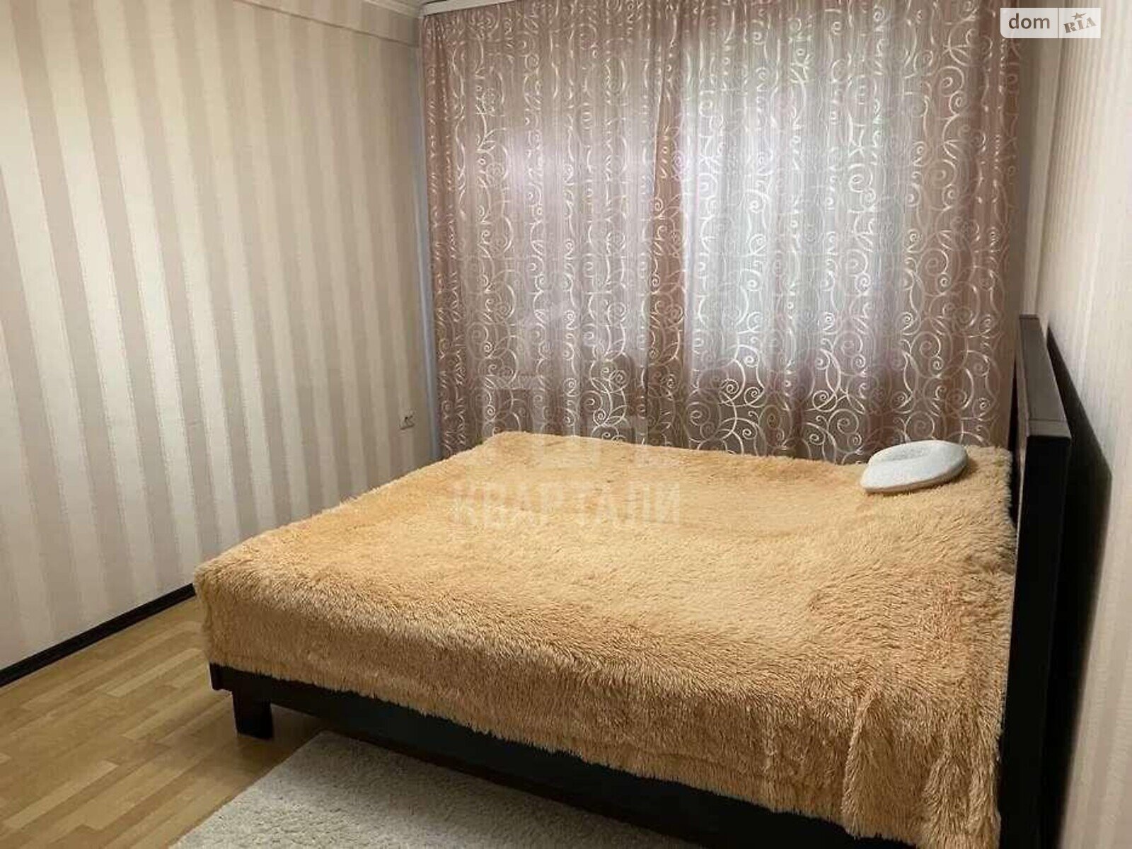 Продажа трехкомнатной квартиры в Киеве, на ул. Пражская 28, район Днепровский фото 1