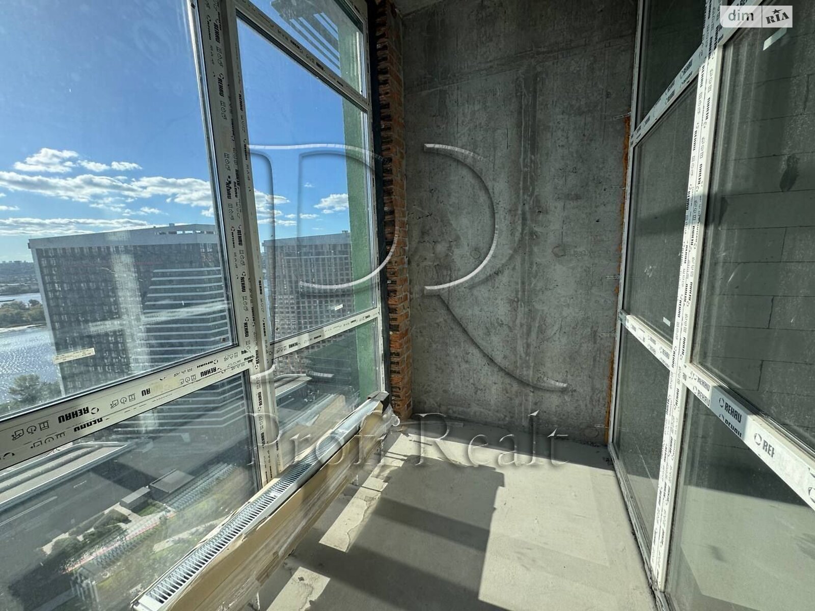 Продажа двухкомнатной квартиры в Киеве, на ул. Причальная 8, район Дарницкий фото 1