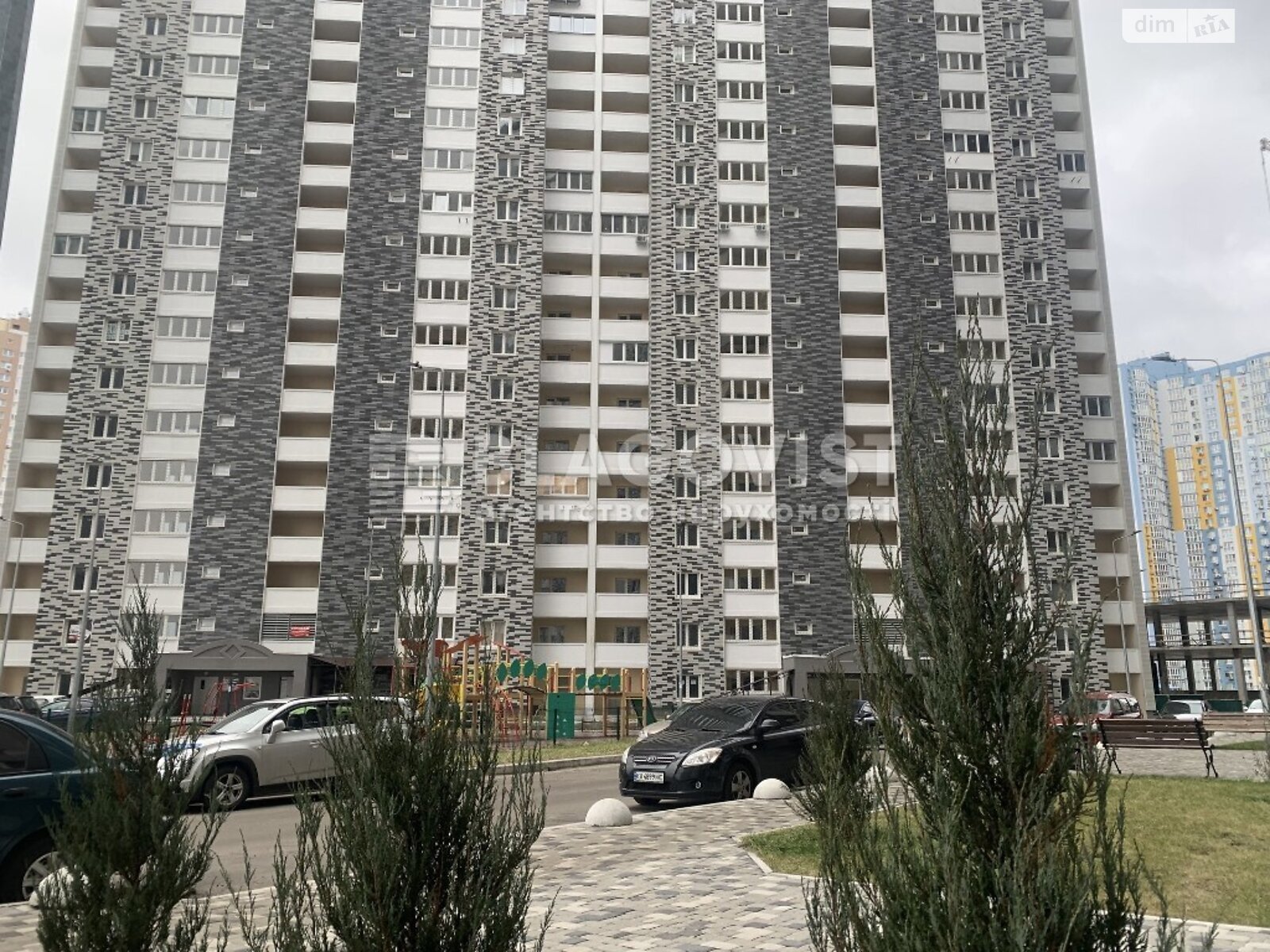 Продажа трехкомнатной квартиры в Киеве, на ул. Ревуцкого 54, район Дарницкий фото 1