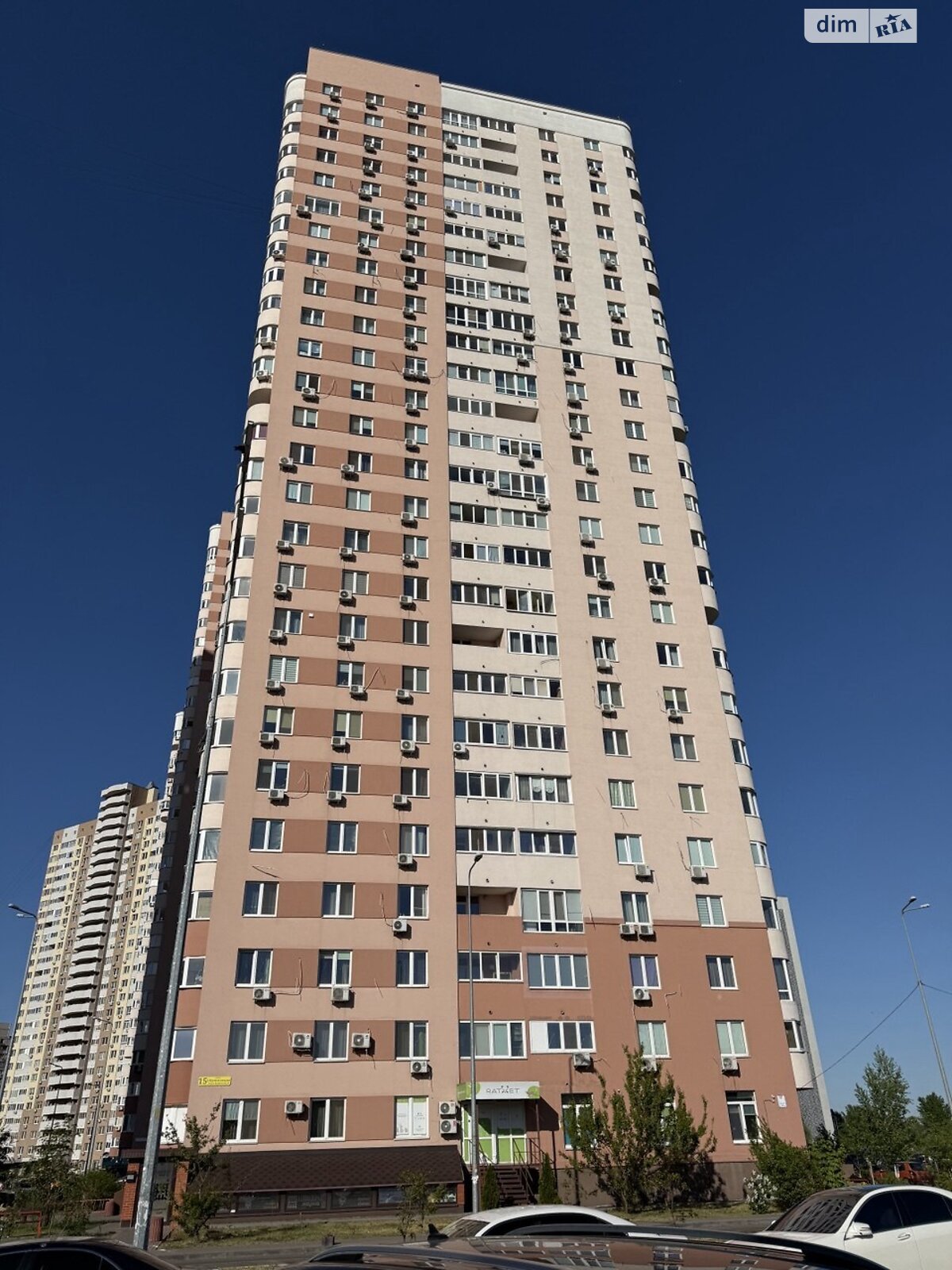 Продаж трикімнатної квартири в Києві, на вул. Соломії Крушельницької 15, район Дарницький фото 1 Продаж трикімнатної квартири в Києві, на вул. Соломії Крушельницької 15, район Дарницький фото 1