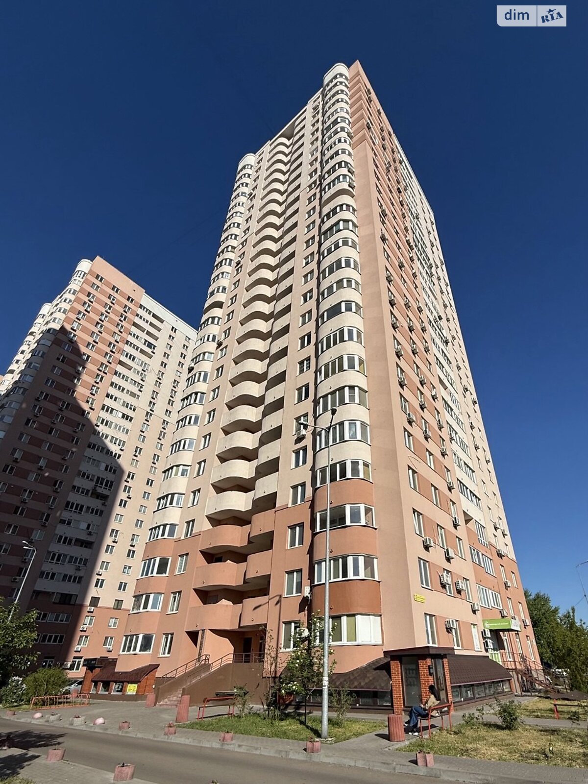Продаж трикімнатної квартири в Києві, на вул. Соломії Крушельницької 15, район Дарницький фото 1 Продаж трикімнатної квартири в Києві, на вул. Соломії Крушельницької 15, район Дарницький фото 1