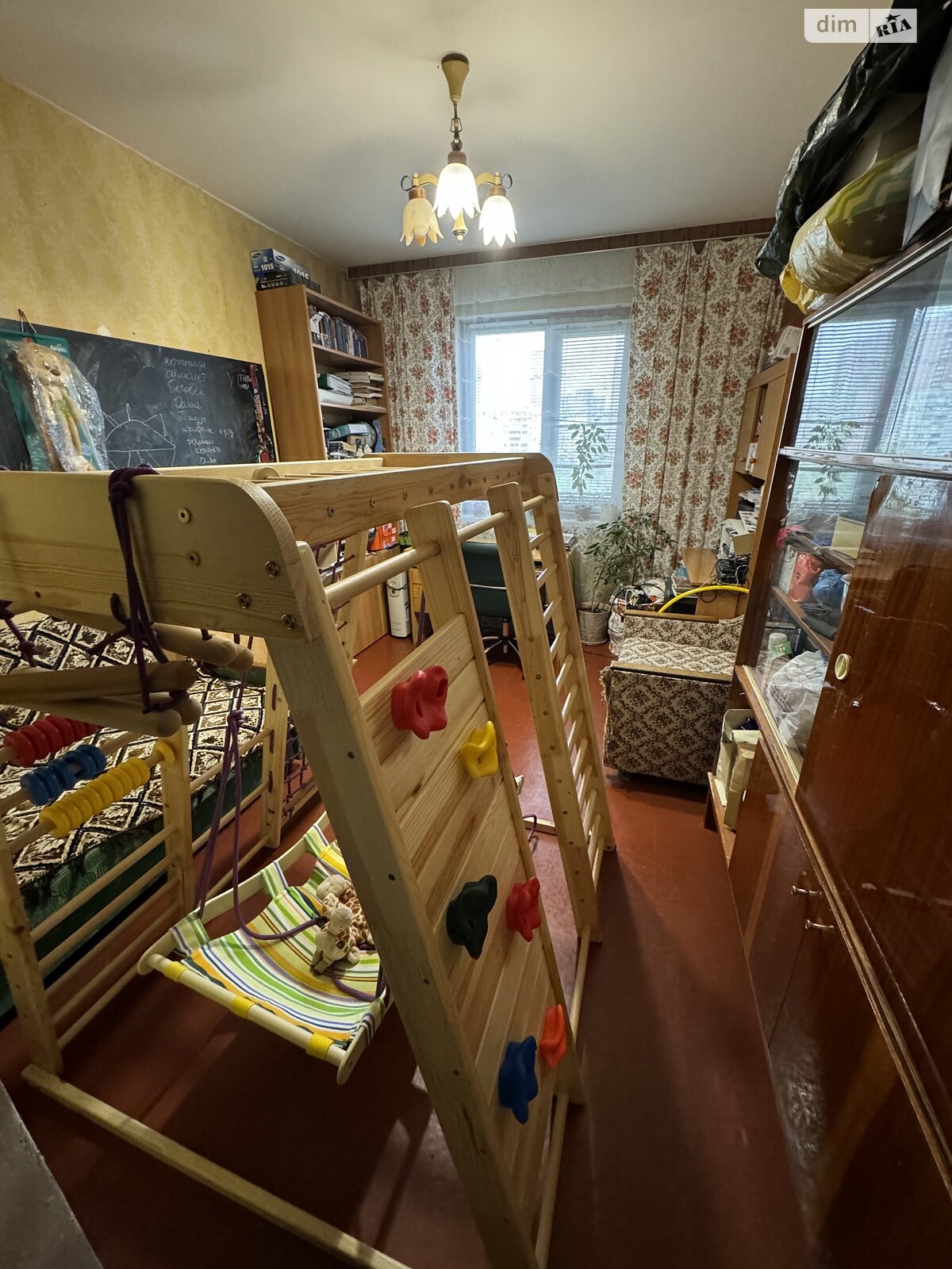 Продаж трикімнатної квартири в Києві, на вул. Степана Олійника 17, район Дарницький фото 1 Продаж трикімнатної квартири в Києві, на вул. Степана Олійника 17, район Дарницький фото 1