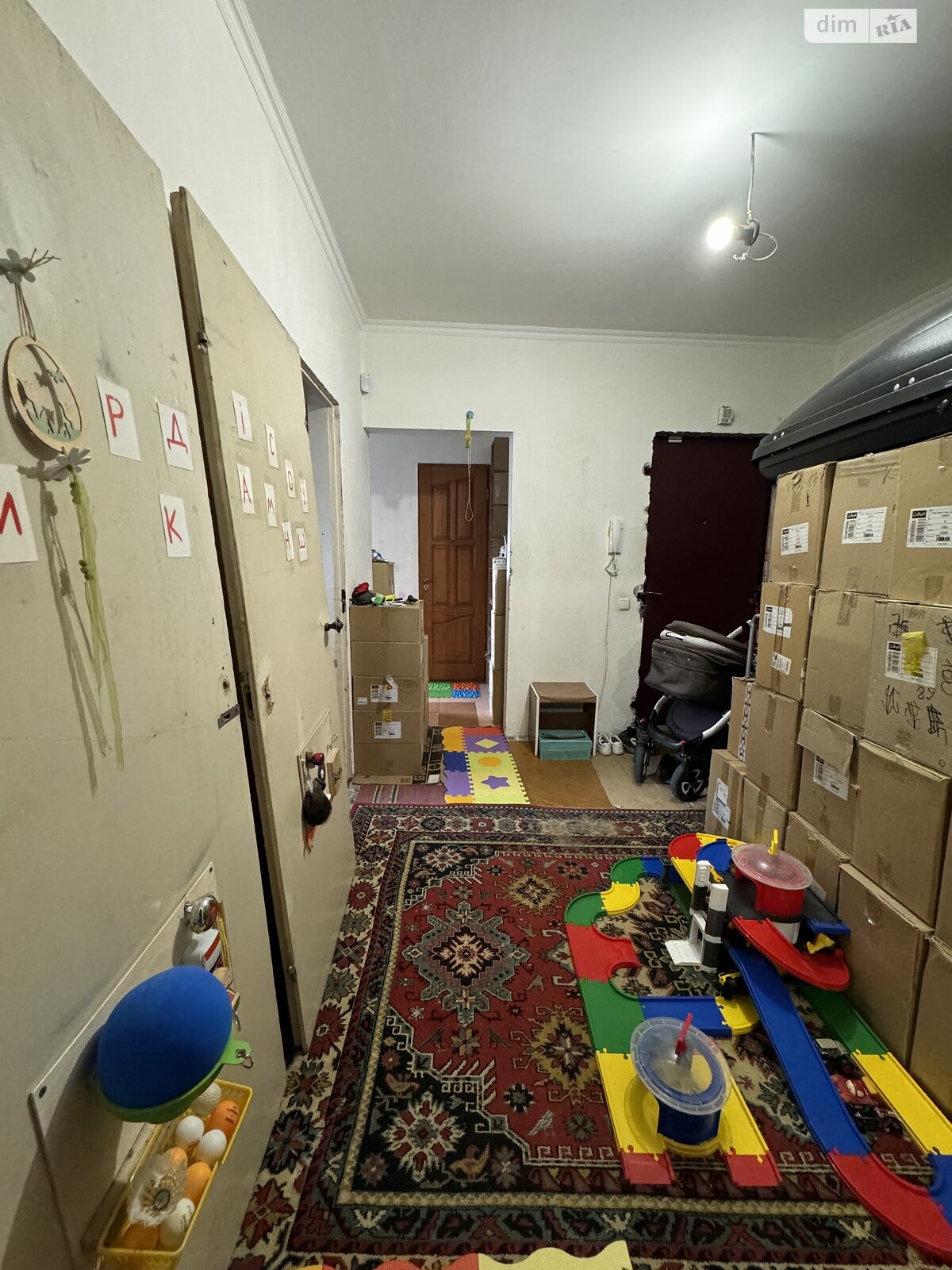 Продаж трикімнатної квартири в Києві, на вул. Степана Олійника 17, район Дарницький фото 1 Продаж трикімнатної квартири в Києві, на вул. Степана Олійника 17, район Дарницький фото 1