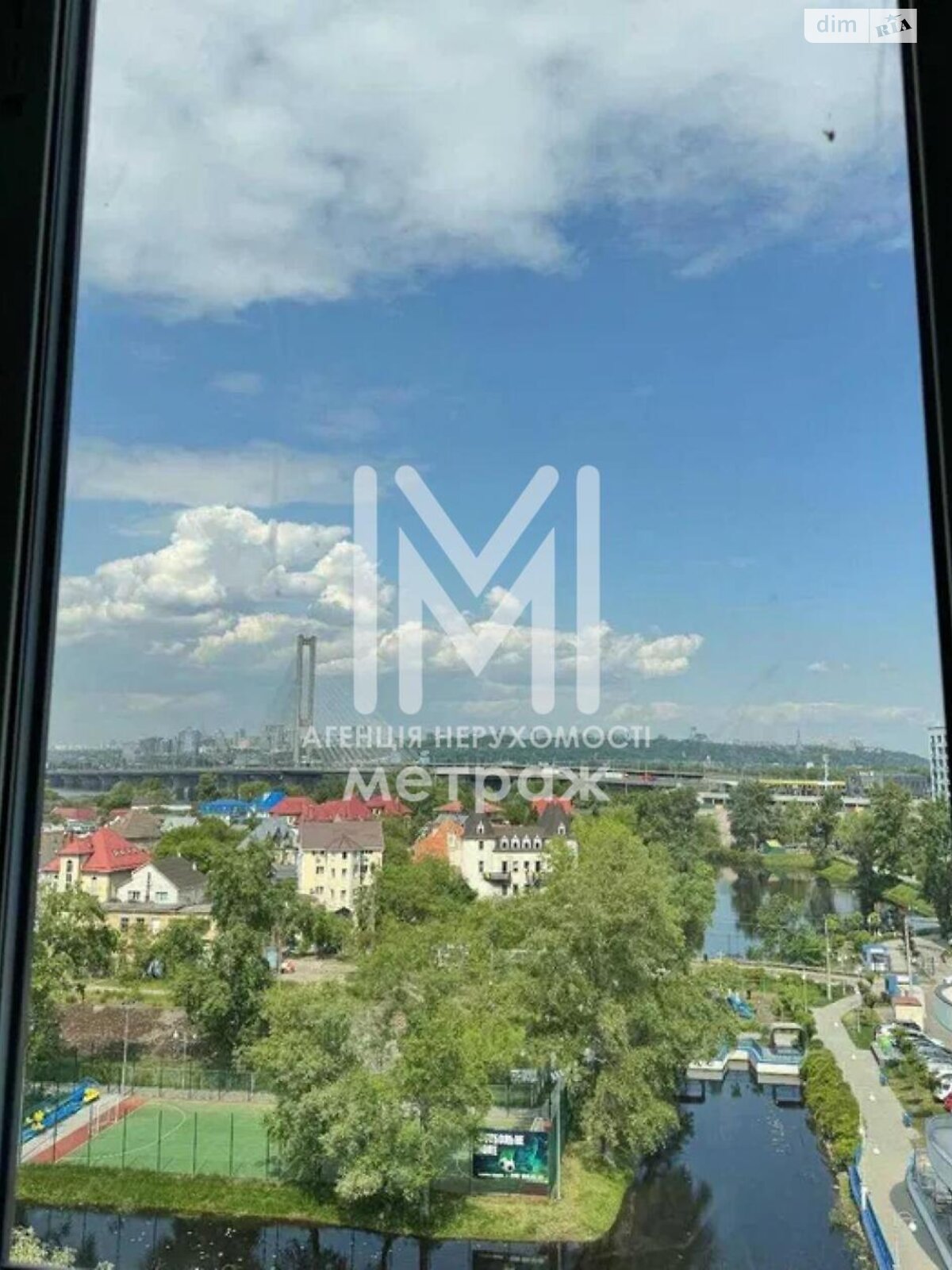 Продажа трехкомнатной квартиры в Киеве, на ул. Центральная, район Дарницкий фото 1 Продажа трехкомнатной квартиры в Киеве, на ул. Центральная, район Дарницкий фото 1