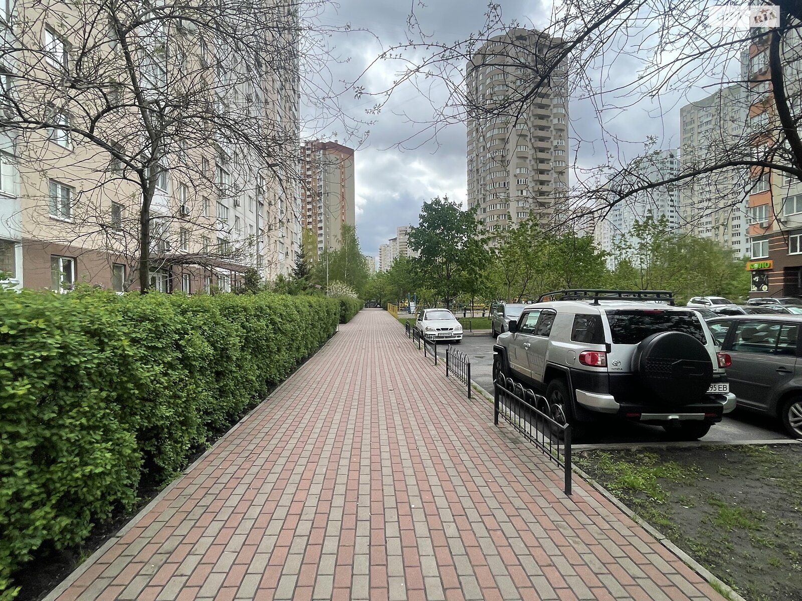Продажа двухкомнатной квартиры в Киеве, на ул. Урловская 38, район Дарницкий фото 1 Продажа двухкомнатной квартиры в Киеве, на ул. Урловская 38, район Дарницкий фото 1