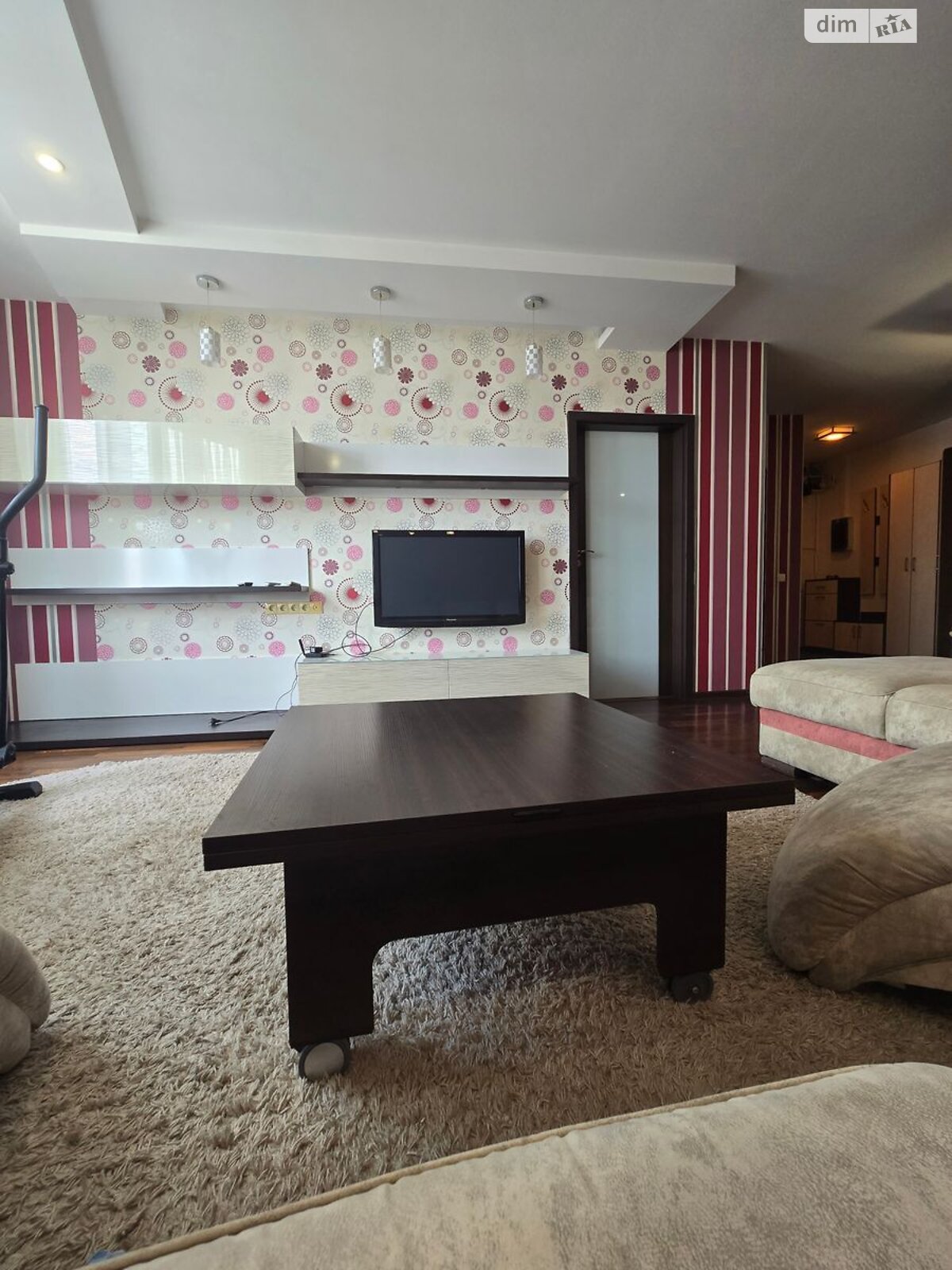 Продажа трехкомнатной квартиры в Киеве, на ул. Урловская 11А, район Дарницкий фото 1 Продажа трехкомнатной квартиры в Киеве, на ул. Урловская 11А, район Дарницкий фото 1