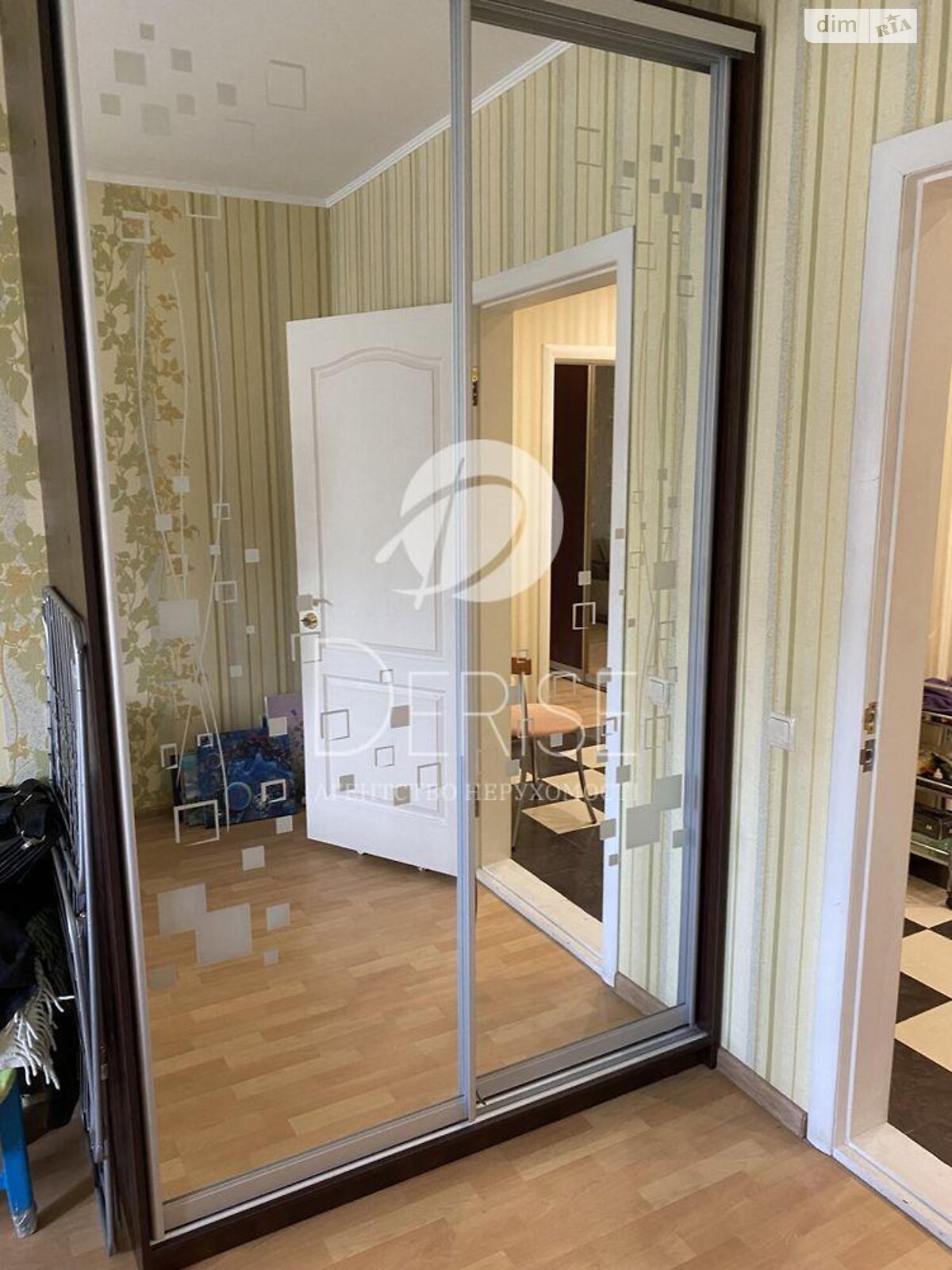 Продаж двокімнатної квартири в Києві, на вул. Урлівська 19, район Дарницький фото 1 Продаж двокімнатної квартири в Києві, на вул. Урлівська 19, район Дарницький фото 1
