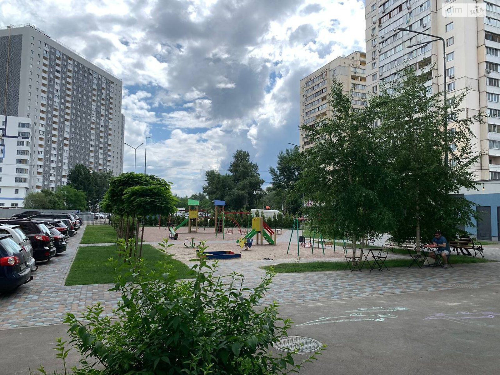Продаж трикімнатної квартири в Києві, на вул. Вишняківська 4, район Дарницький фото 1 Продаж трикімнатної квартири в Києві, на вул. Вишняківська 4, район Дарницький фото 1