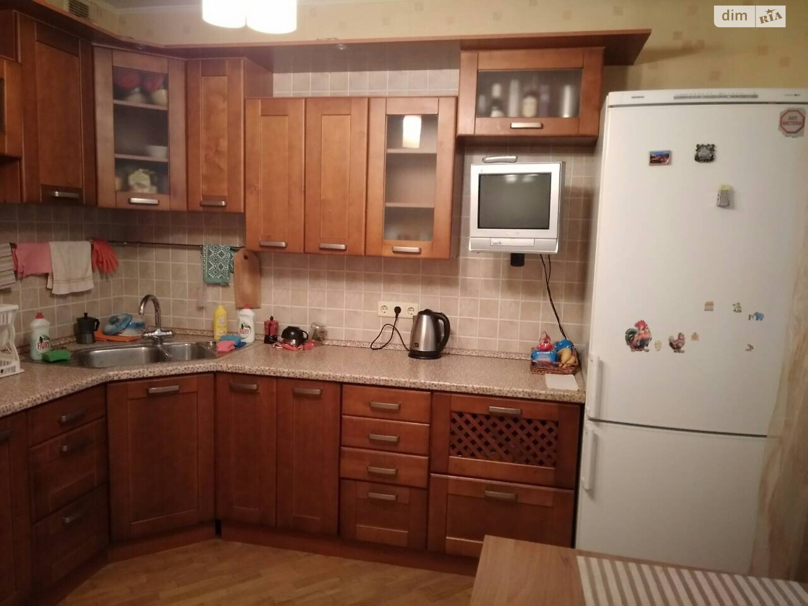 Продаж чотирикімнатної квартири в Києві, на вул. Вишняківська 7А, район Дарницький фото 1 Продаж чотирикімнатної квартири в Києві, на вул. Вишняківська 7А, район Дарницький фото 1