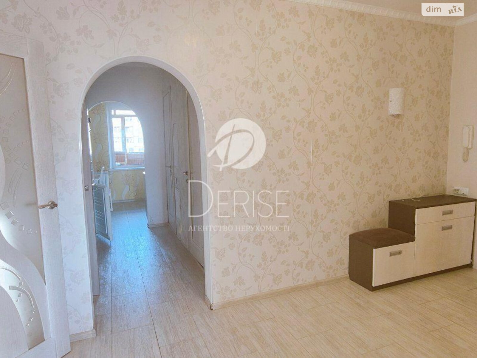 Продажа трехкомнатной квартиры в Киеве, на ул. Вишняковская 12А, район Дарницкий фото 1 Продажа трехкомнатной квартиры в Киеве, на ул. Вишняковская 12А, район Дарницкий фото 1