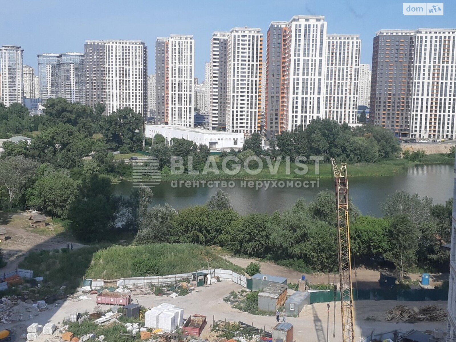 Продажа четырехкомнатной квартиры в Киеве, на ул. Заречная 6, район Дарницкий фото 1