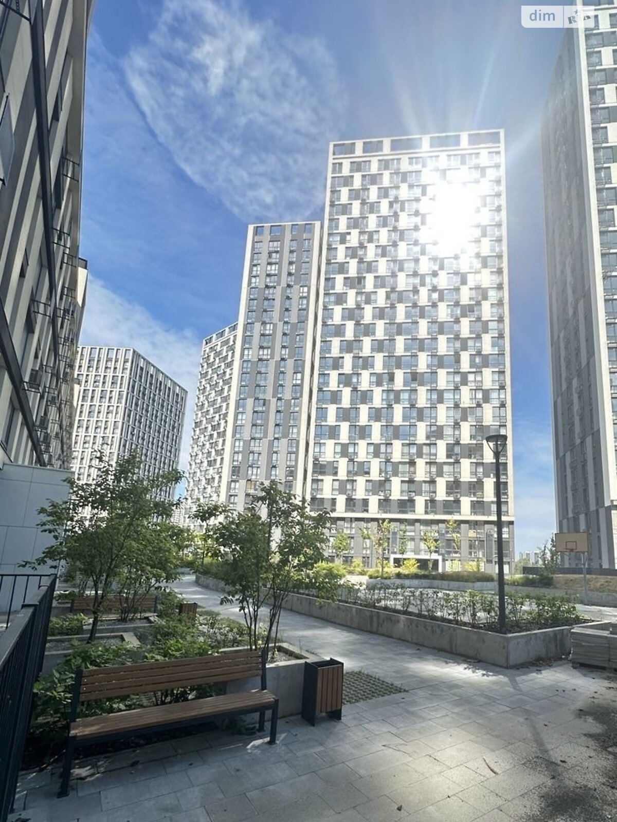 Продажа трехкомнатной квартиры в Киеве, на ул. Заречная 6 корпус 2, район Дарницкий фото 1 Продажа трехкомнатной квартиры в Киеве, на ул. Заречная 6 корпус 2, район Дарницкий фото 1