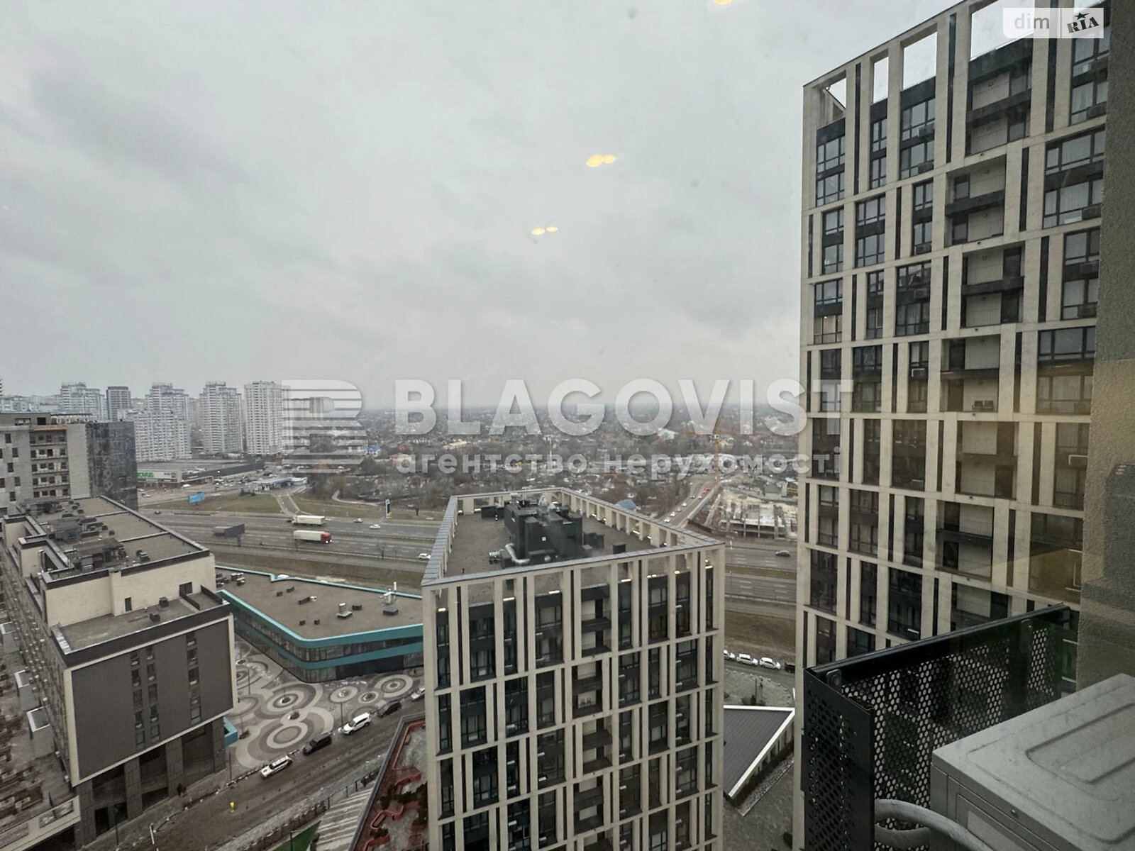 Продаж двокімнатної квартири в Києві, на вул. Зарічна 4 корпус 2, район Дарницький фото 1