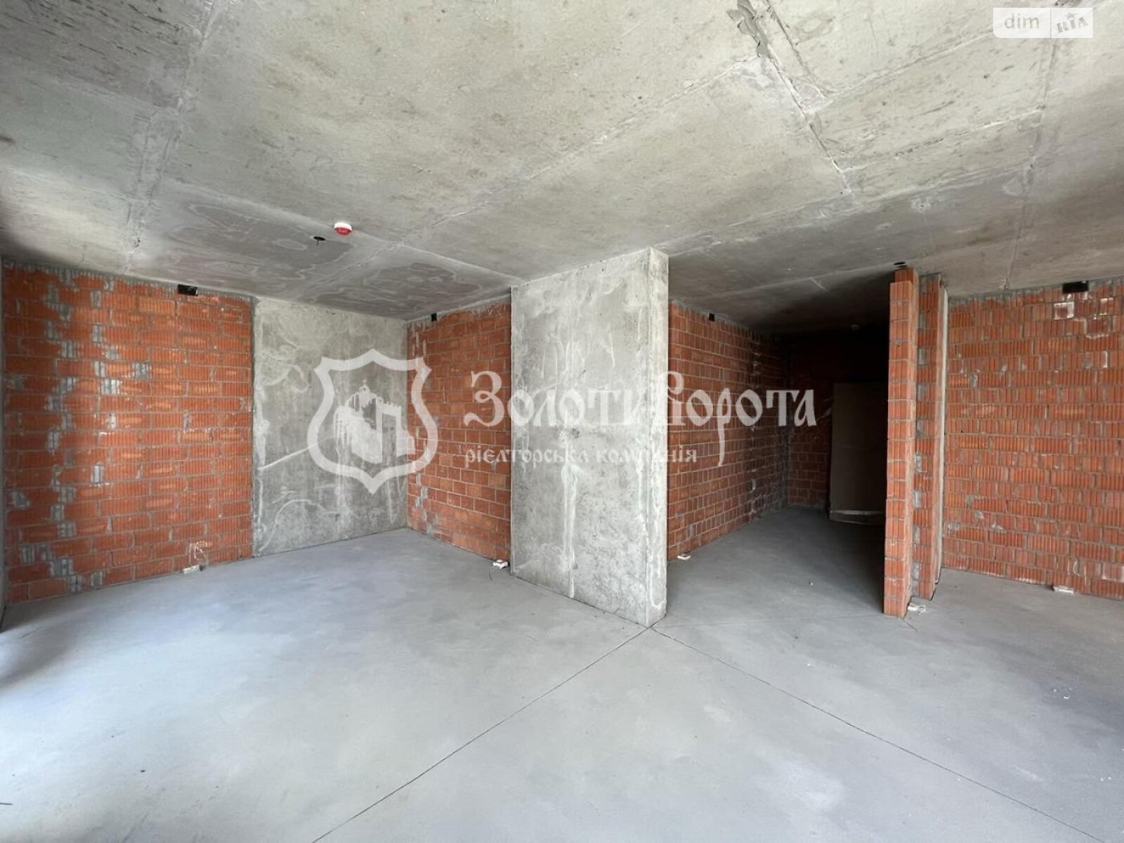 Продажа трехкомнатной квартиры в Киеве, на ул. Заречная 7, район Дарницкий фото 1 Продажа трехкомнатной квартиры в Киеве, на ул. Заречная 7, район Дарницкий фото 1