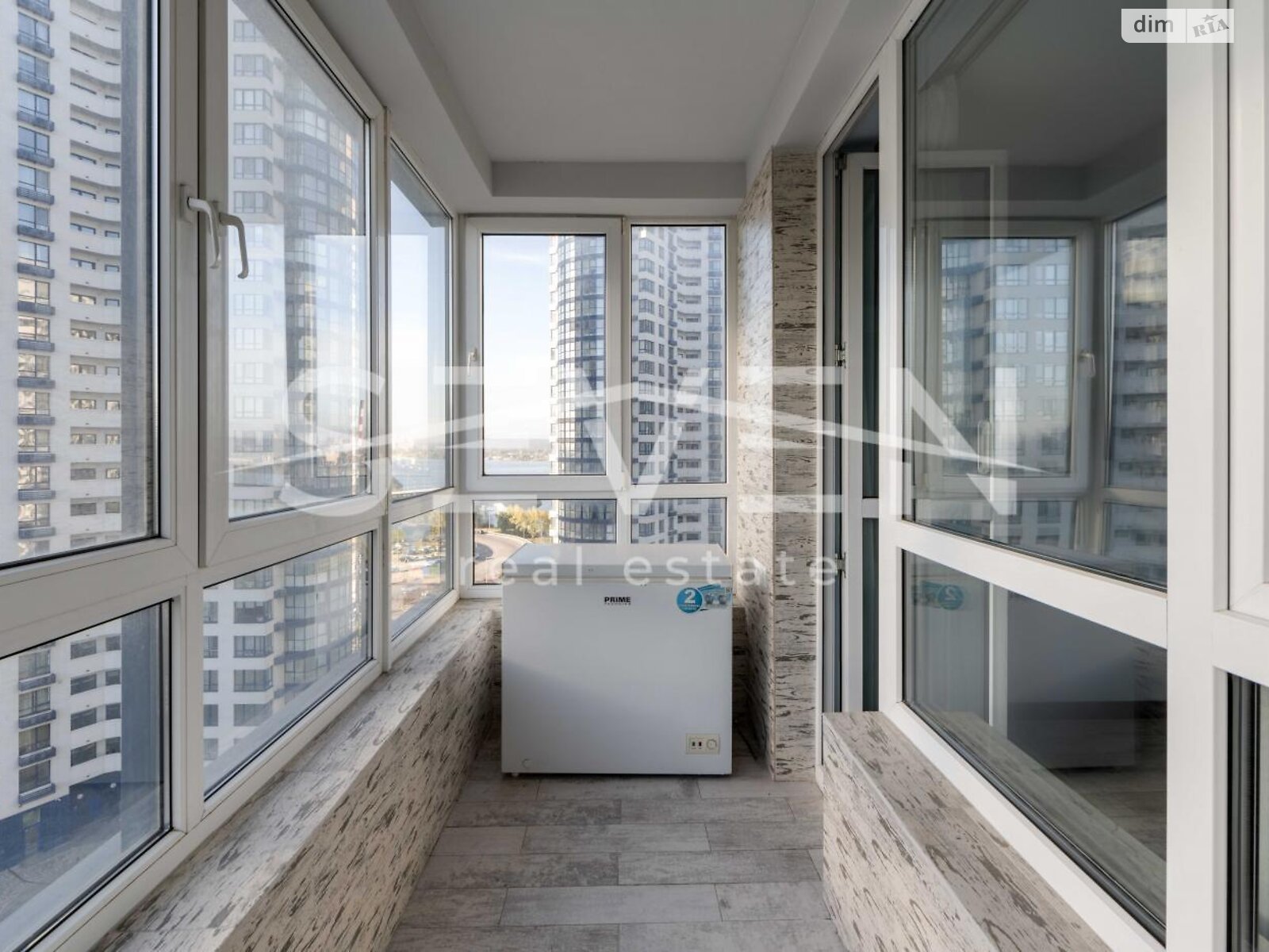 Продажа трехкомнатной квартиры в Киеве, на ул. Заречная 3А, район Дарницкий фото 1 Продажа трехкомнатной квартиры в Киеве, на ул. Заречная 3А, район Дарницкий фото 1