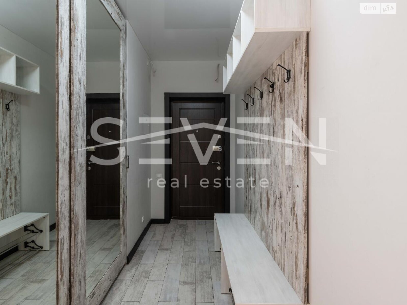 Продажа трехкомнатной квартиры в Киеве, на ул. Заречная 3А, район Дарницкий фото 1 Продажа трехкомнатной квартиры в Киеве, на ул. Заречная 3А, район Дарницкий фото 1