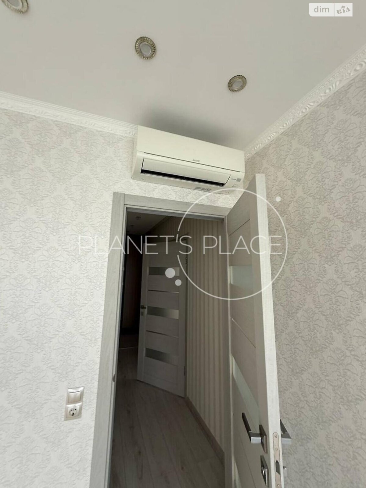 Продаж двокімнатної квартири в Києві, на вул. Зарічна 1В, район Дарницький фото 1 Продаж двокімнатної квартири в Києві, на вул. Зарічна 1В, район Дарницький фото 1
