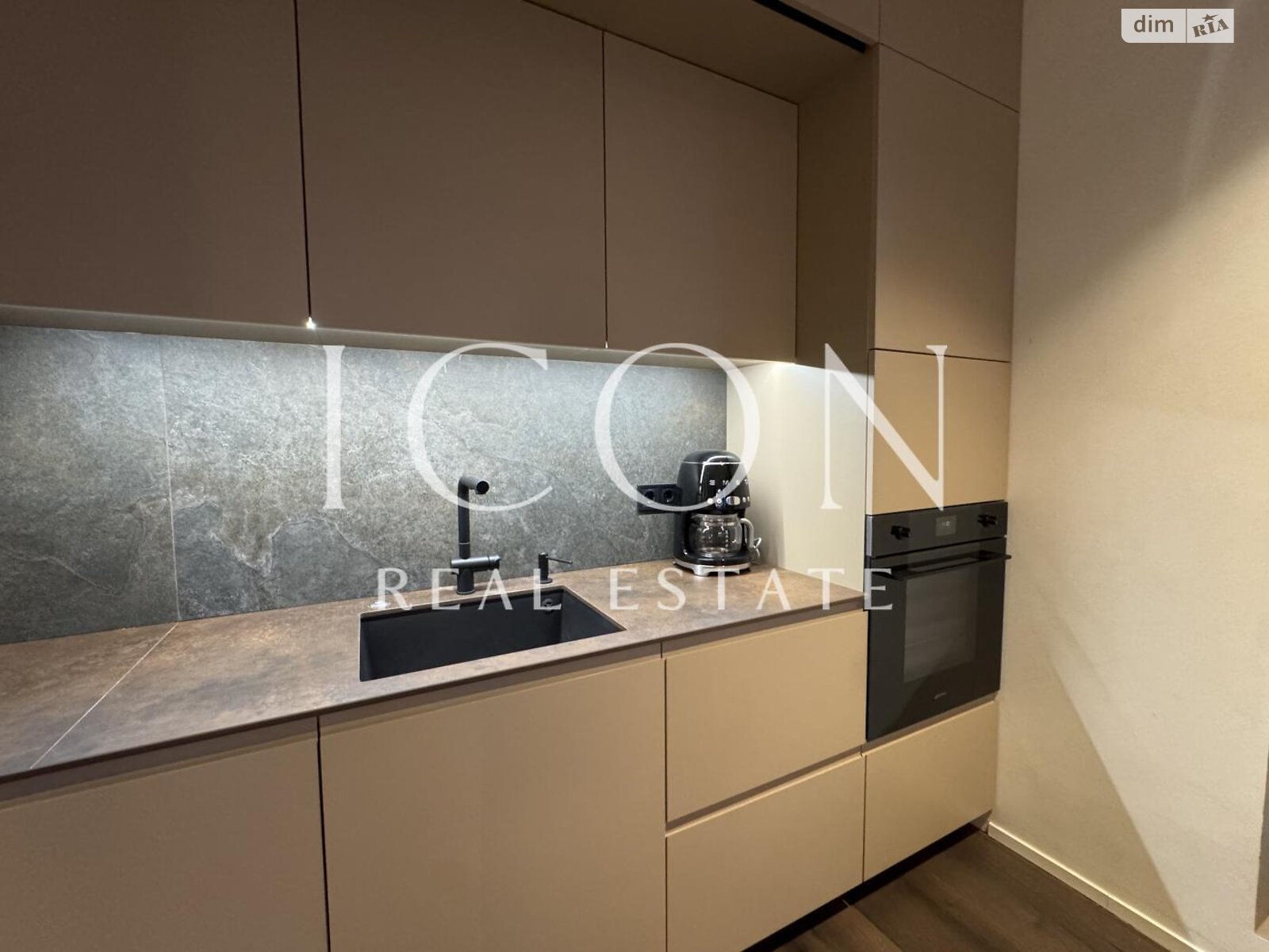 Продажа двухкомнатной квартиры в Киеве, на ул. Заречная 4, район Дарницкий фото 1