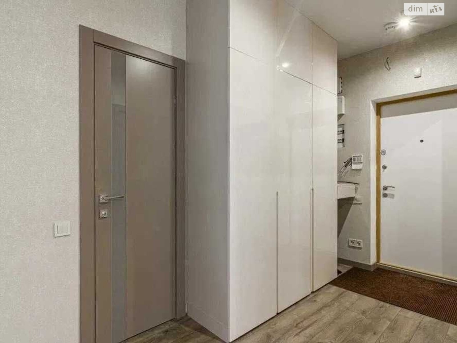 Продажа трехкомнатной квартиры в Киеве, на ул. Заречная 1Г, кв. 23, район Дарницкий фото 1